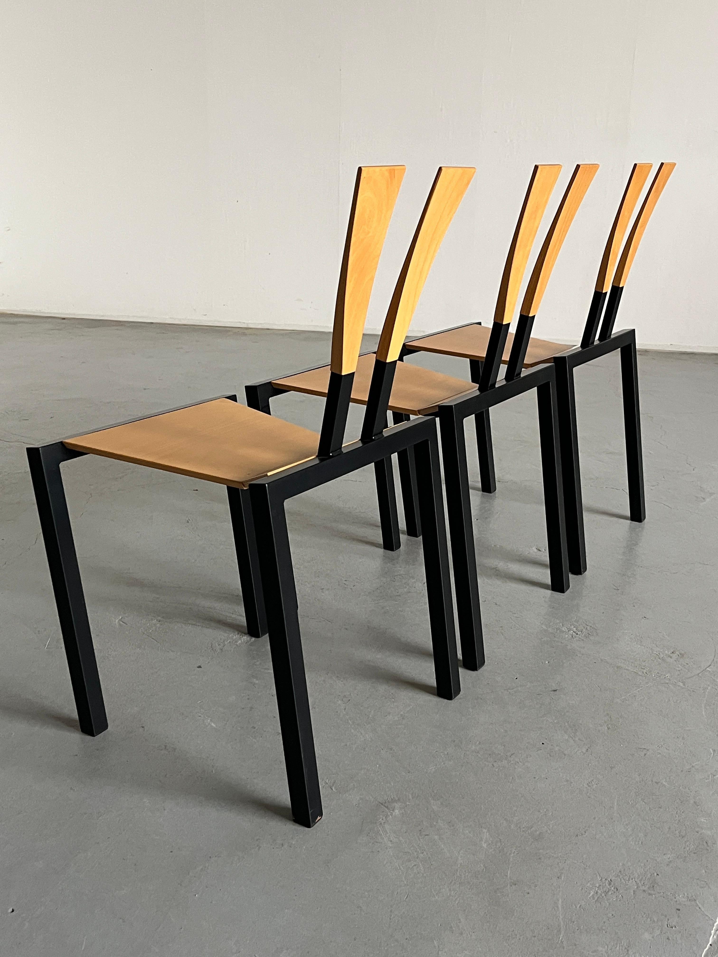 Métal Chaises de salle à manger empilables géométriques postmodernes Memphis Design de KFF, Allemagne, années 80 en vente