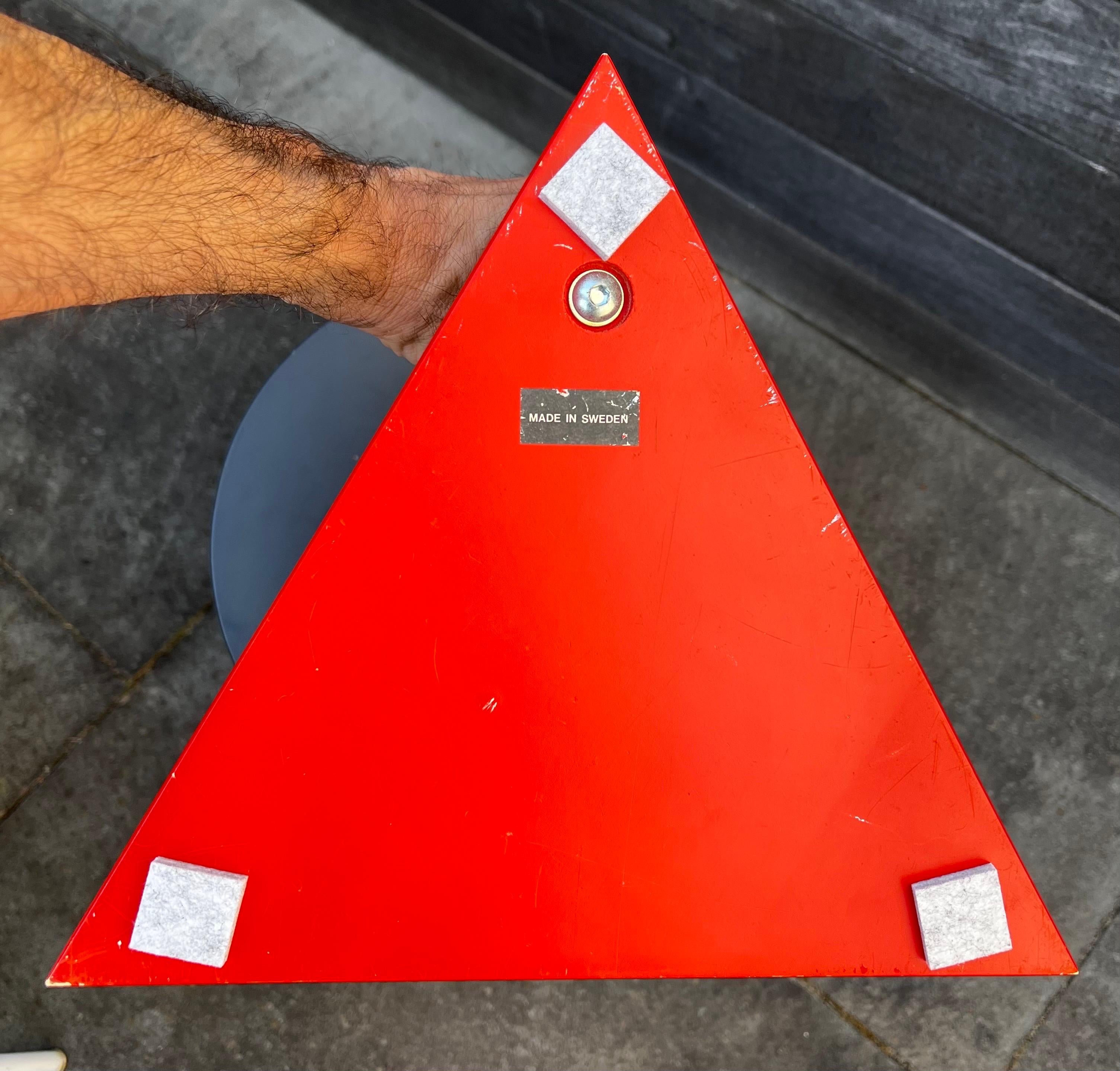 Memphis Design Style Side Table, circa 1980 5