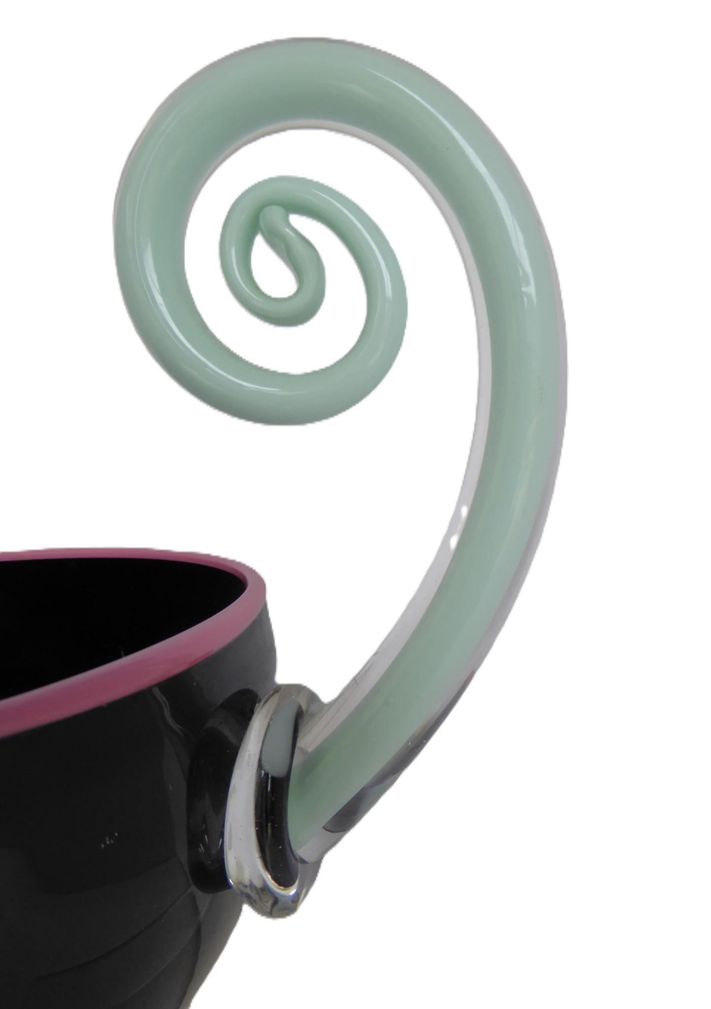 Memphis Era Unique Blown Glass Bowl by Pinkwater Glass Studio, New York 1988 For Sale 3