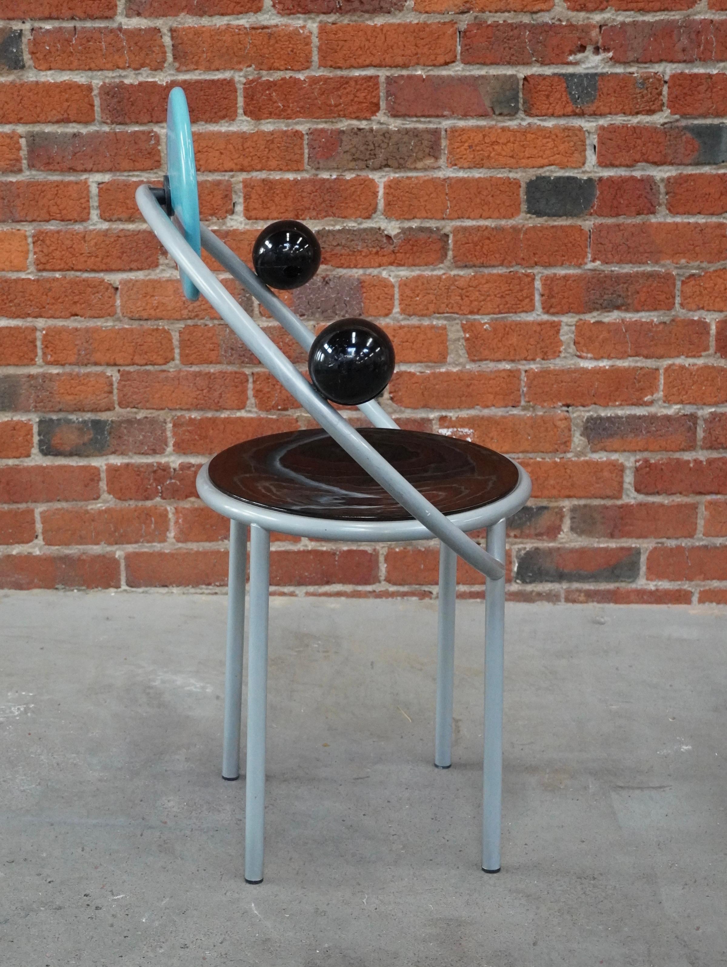 Première chaise Memphis par Michele de Lucchi circa 1983 Bon état - En vente à Oakland, CA