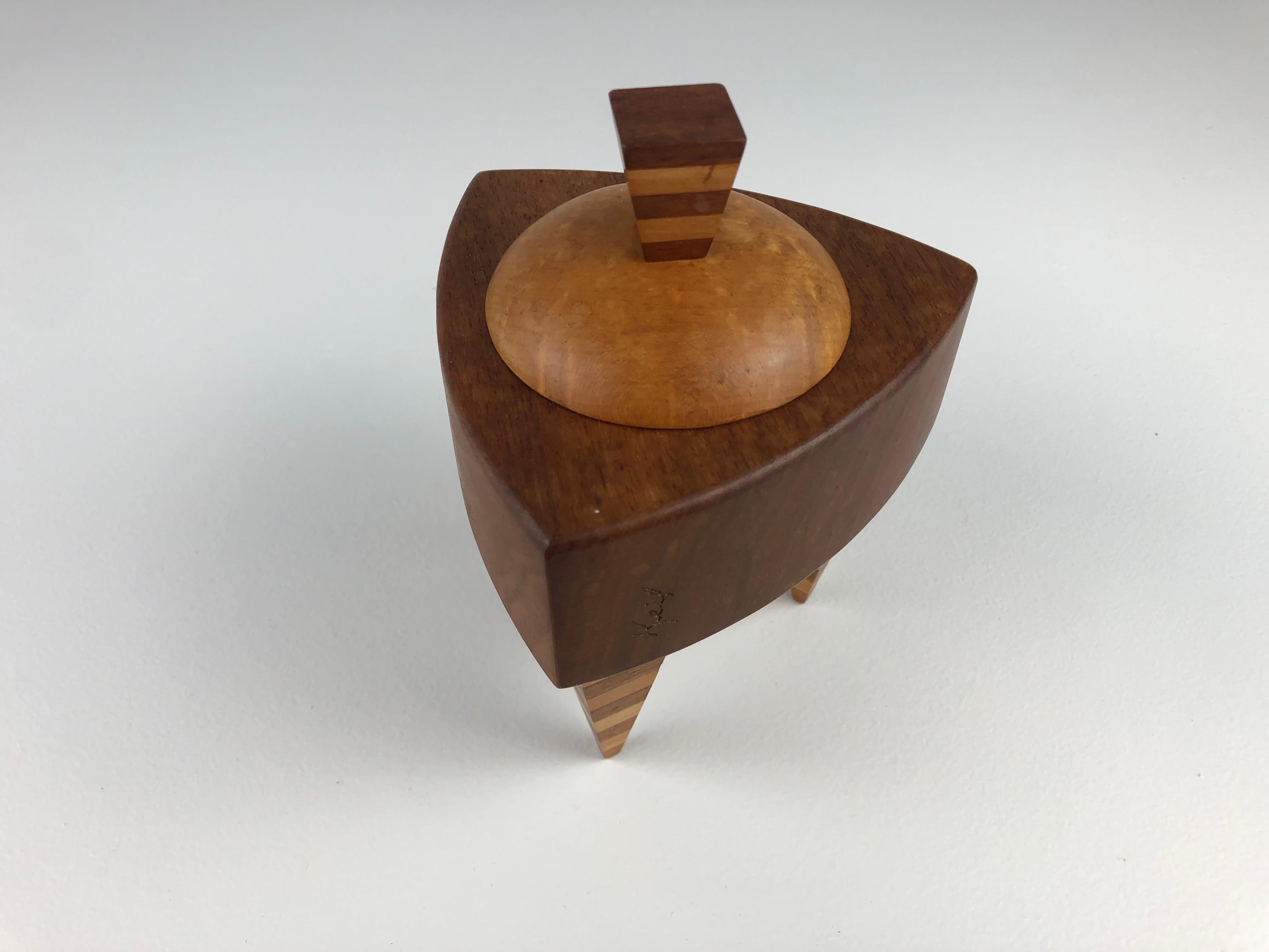 Memphis Handmade Trinket Box: Striking Woodwork, Postmodern Design  Collectible For Sale 2