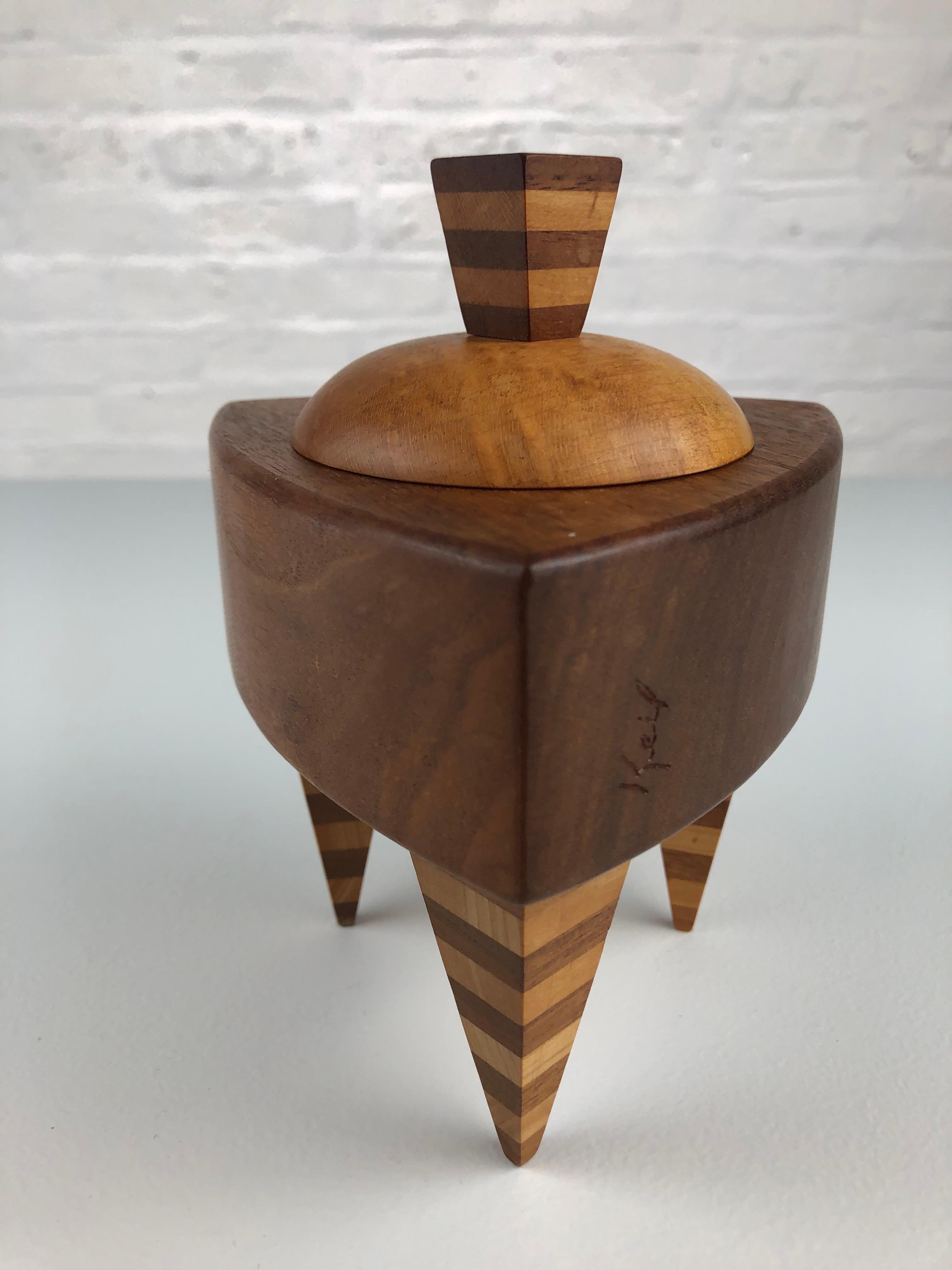 Memphis Handmade Trinket Box: Striking Woodwork, Postmodern Design  Collectible For Sale 5