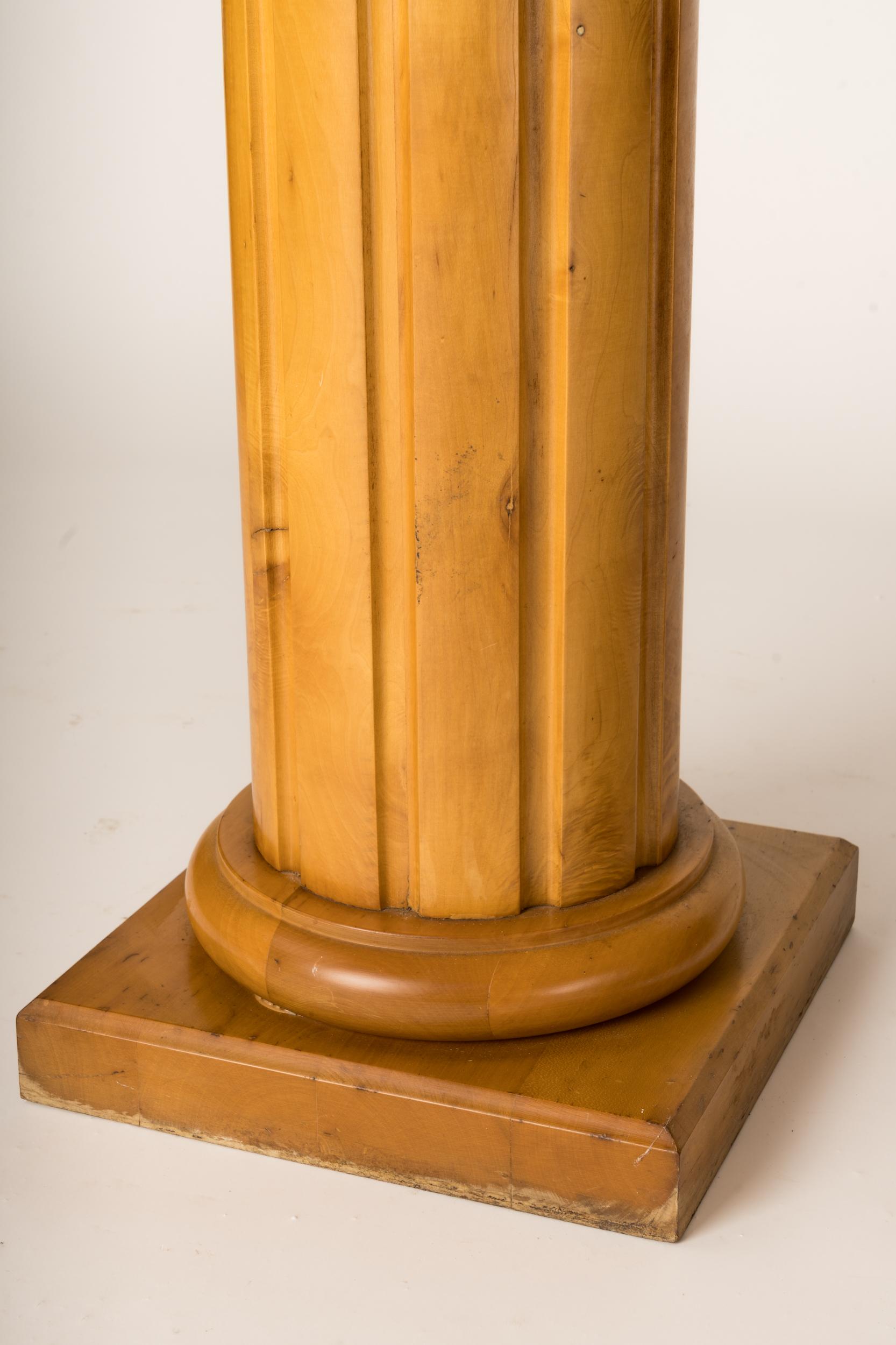 Memphis Inspired Solid Sycamore Ionic Pedestals or Gueridon, Italy 1970's For Sale 9