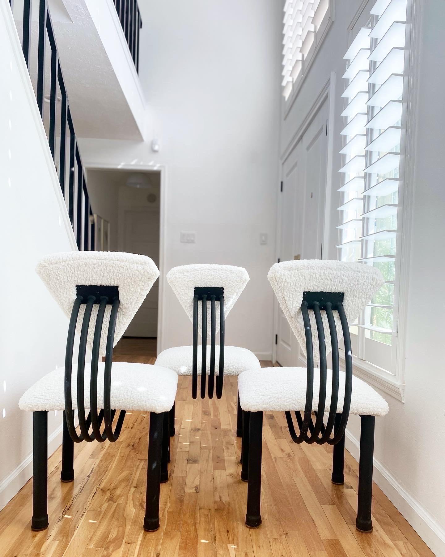 Set of three spectacular Memphis Milano postmodern dining chairs attributed to Ettore Sottsass, c.1980s. Architect and industrial designer, Sottsass is an iconic figure in design history and best known as the founder of the Memphis movement in Milan