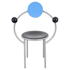 Silla Memphis Milano de Michele de Lucchi, de mediados de siglo, la primera silla