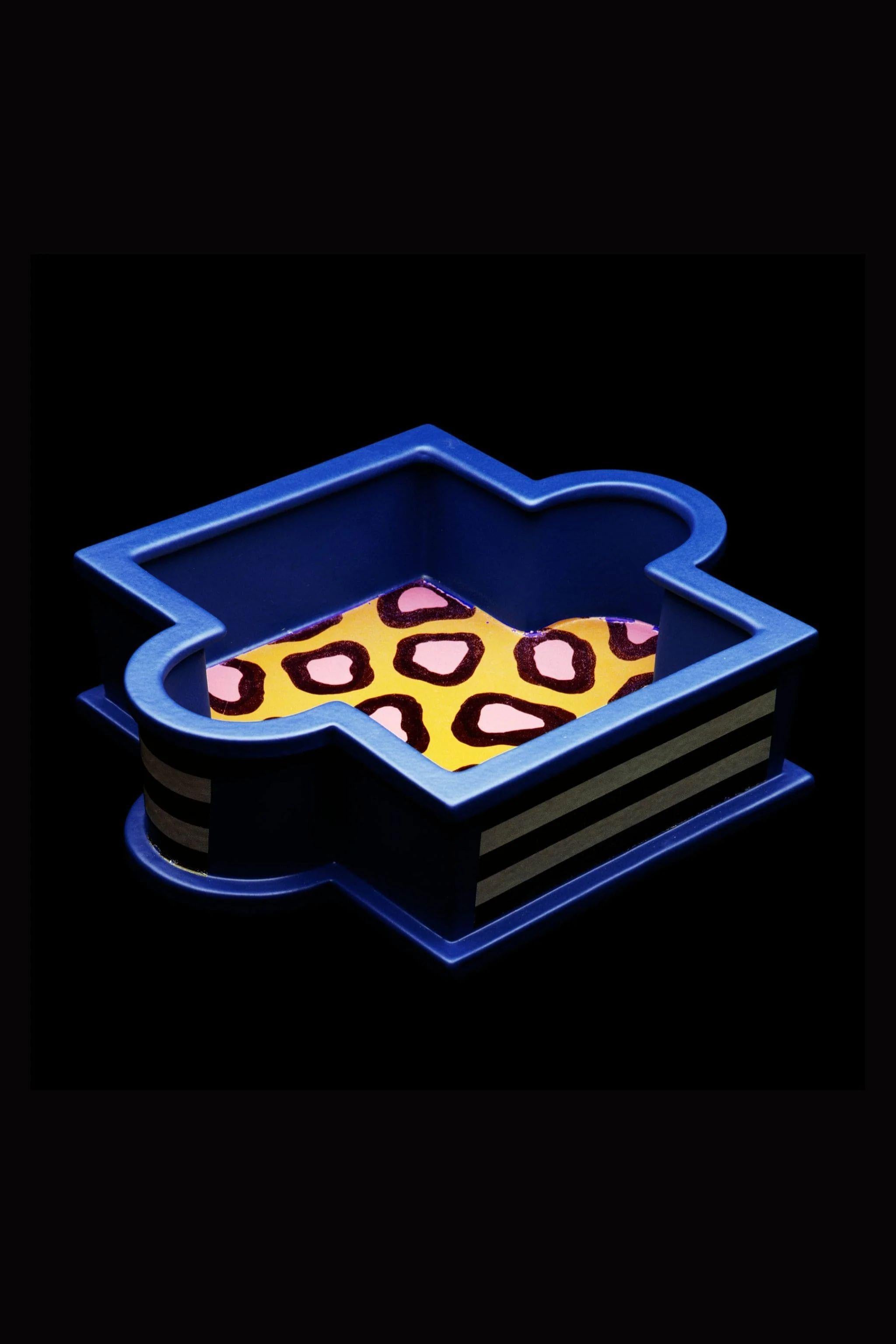 italien Memphis Milano Oignon en céramique par Nathalie du Pasquier en vente