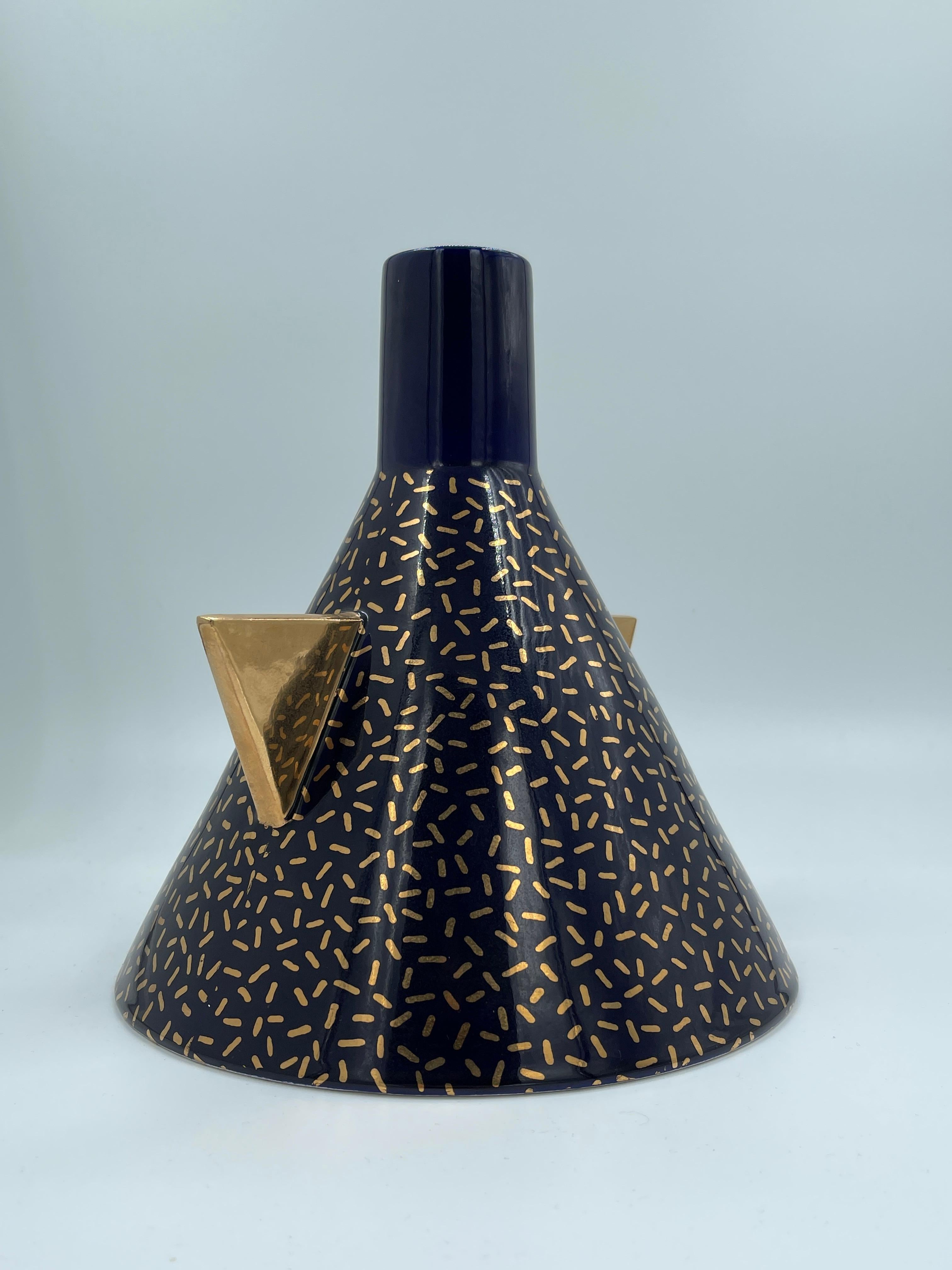 Memphis Milano, Teje-Vase von Matteo Thun, 1981 (Postmoderne) im Angebot