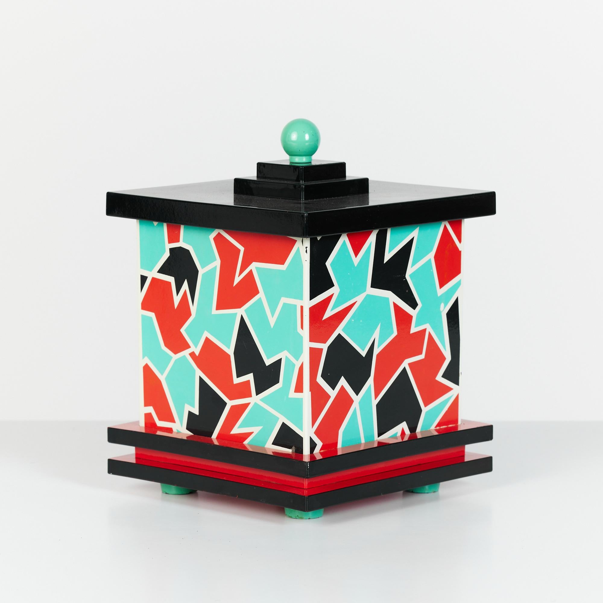 Post-Modern Memphis Post Modern Lidded Ice Bucket for Taste Seller by Sigma For Sale