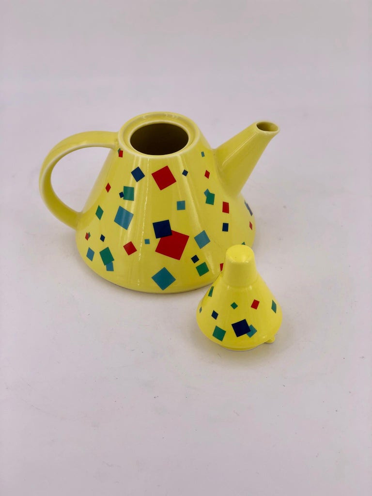 Memphis Postmodern Porcelain Teapot by The Toscany Collection Japan at