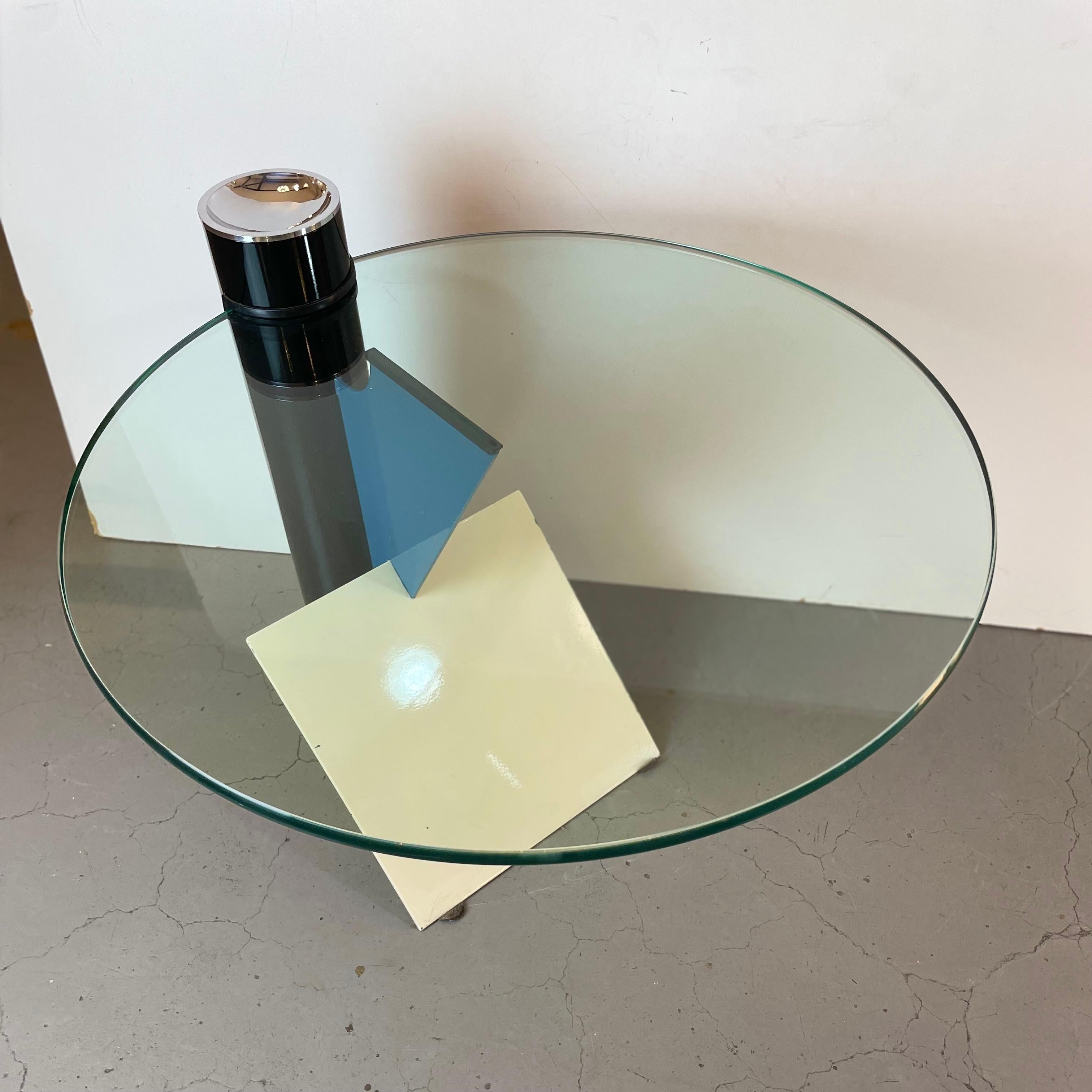 Memphis Postmodern Side Table by Peter Shire for Saporiti, 1980s For Sale 4