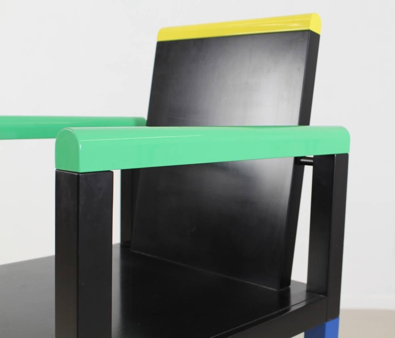 Designed for the 3rd Memphis exhibition by George Sowden (UK), it is a melding of his memories of British Arts & Guilds (Macintosh, etc.) and a rectilinear homage to Gerrit Rietveld & De Stijl.

Every element of the Palace chair intensifies its