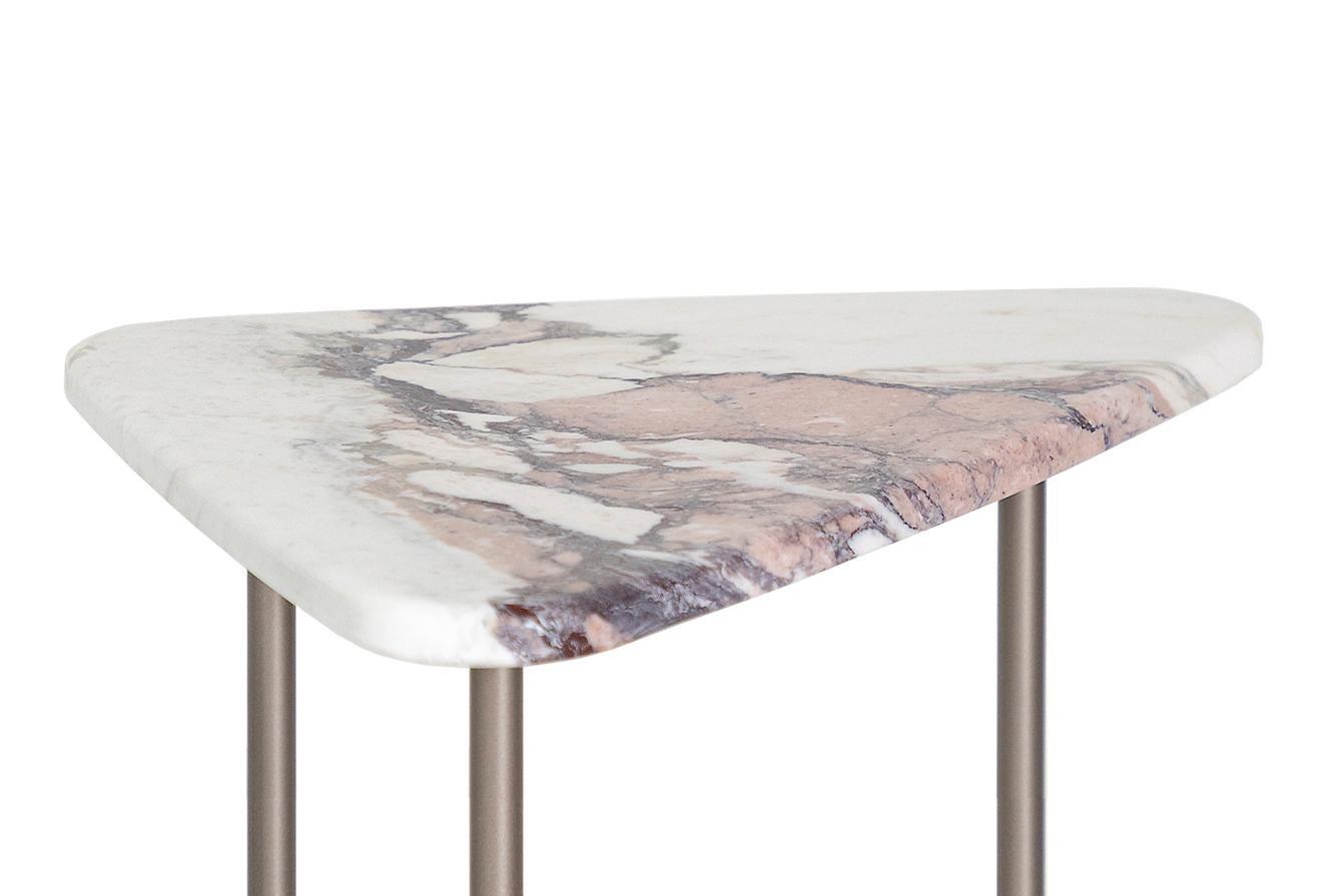 Italian Memphis Side Table - a Minimal Geometric Side Table in Marble For Sale