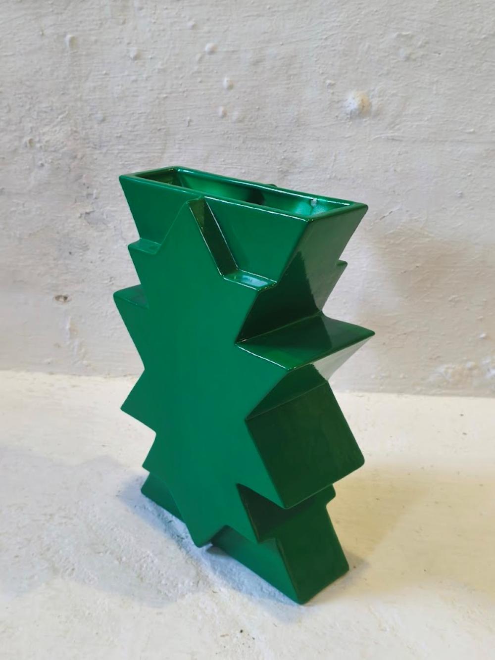Fine XX secolo Vaso in ceramica stile Memphis 
