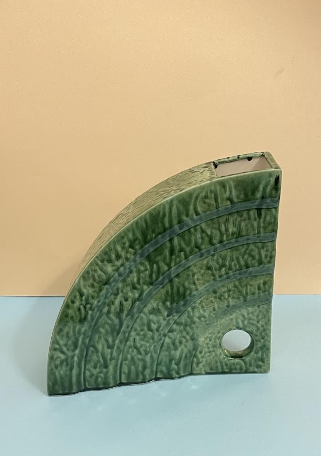 Memphis Style Ceramic Vase Shell by Florio Keramia For Sale 1