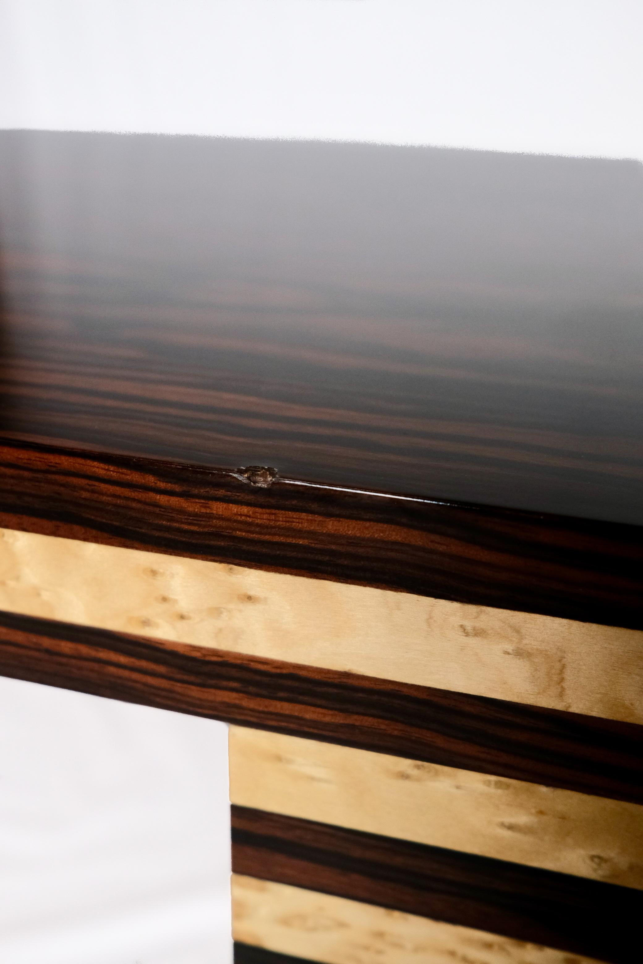 Table de salle à manger de style Memphis, fabriquée en Italie en vente 13