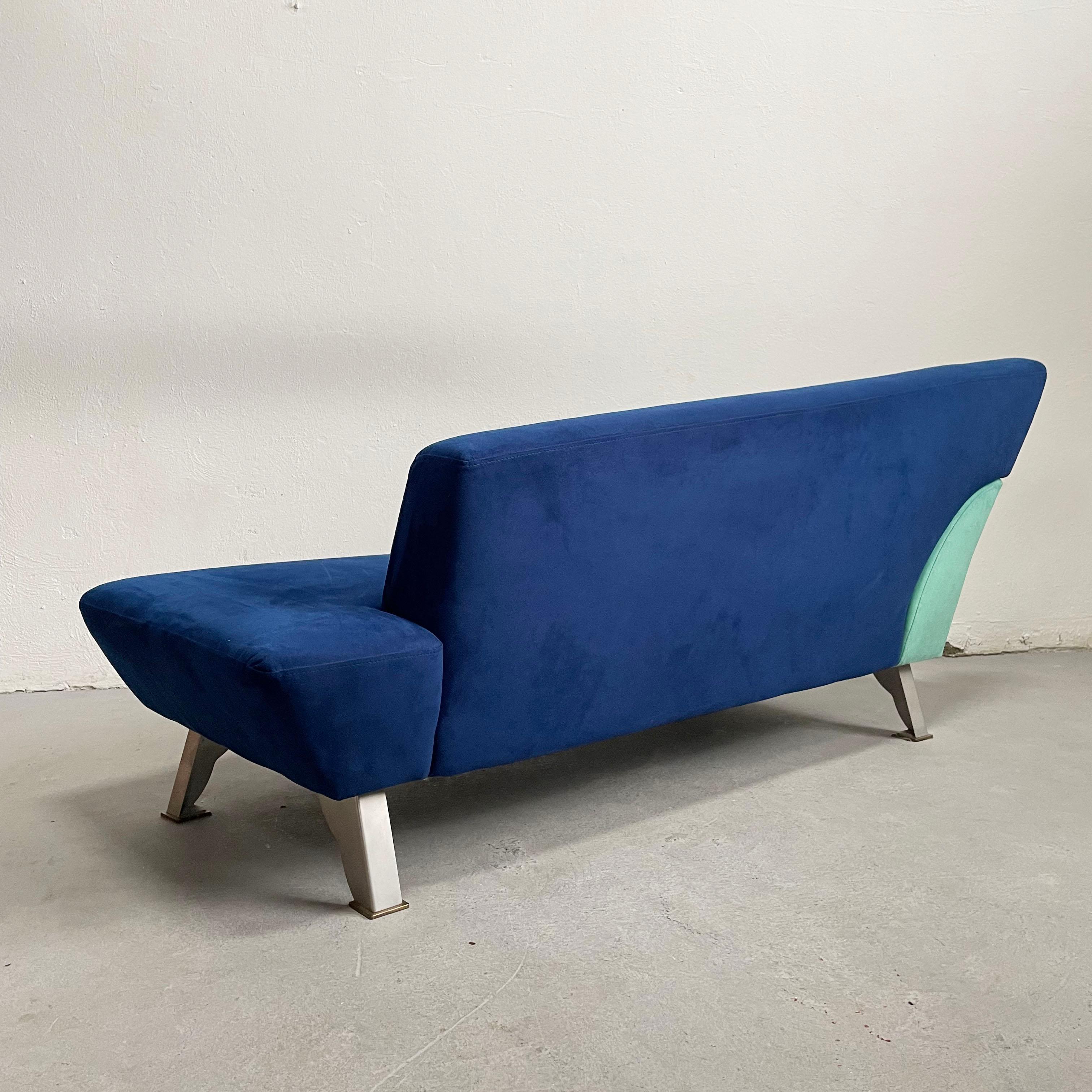 Late 20th Century Memphis Style Italian 2-Seat Sofa in Blue Alcantara Fabric, Postmodern, 1980s For Sale