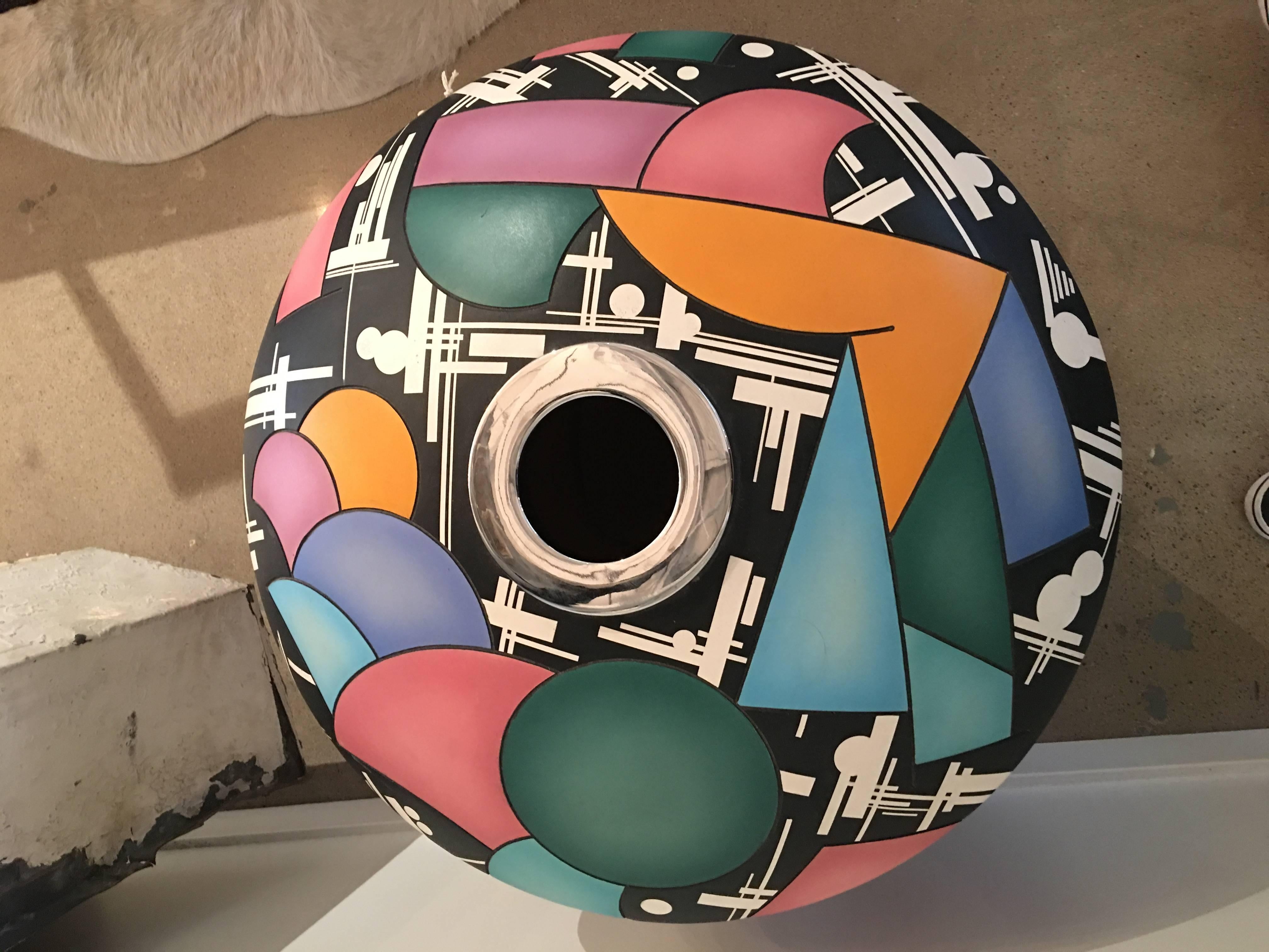 Large Memphis Style Jigsaw Floor Vases by Kevin Osborn In Excellent Condition In Phoenix, AZ