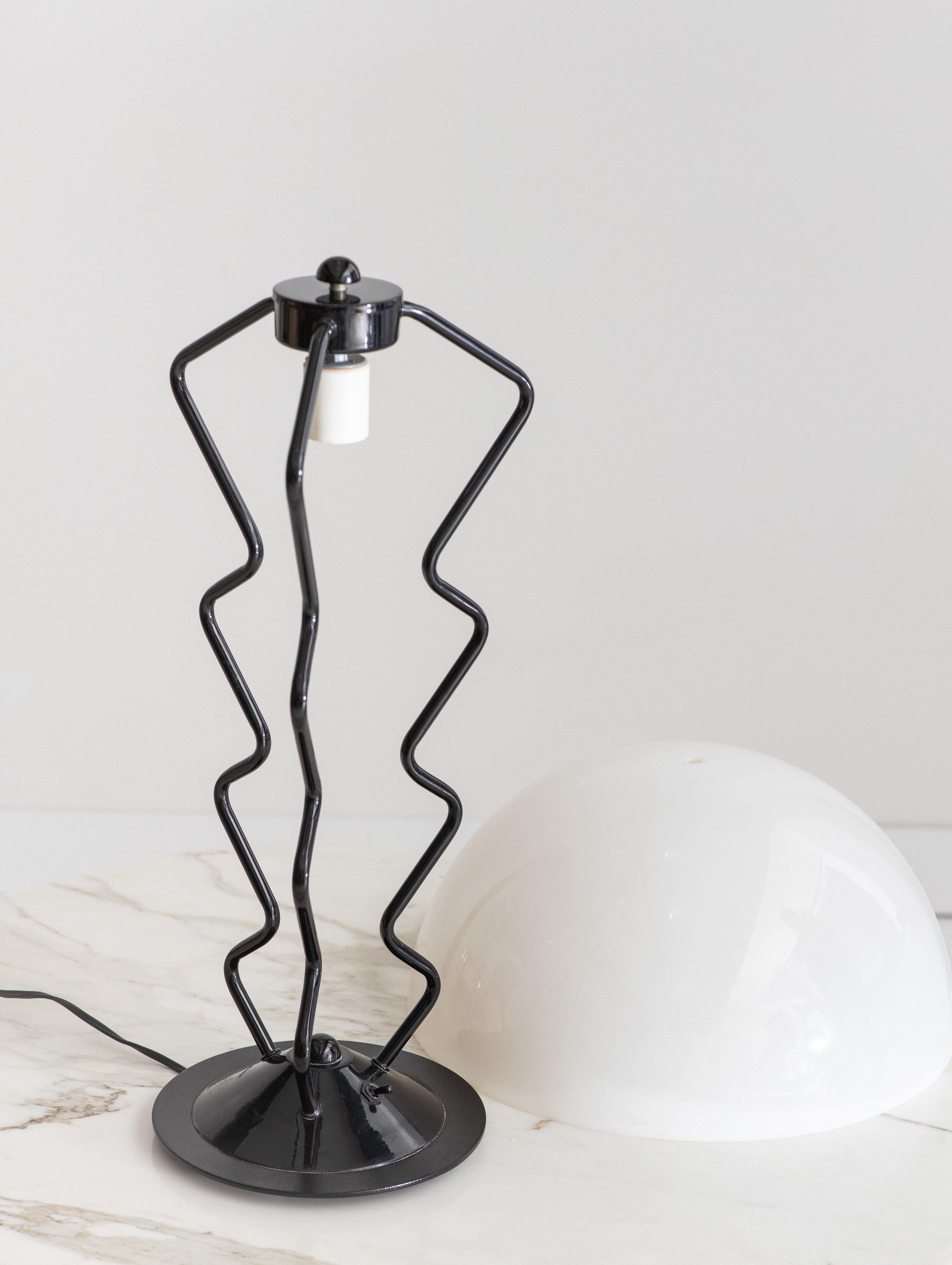 Post-Modern Memphis Style Metal Squiggle Table Lamp with Acrylic Dome Shade