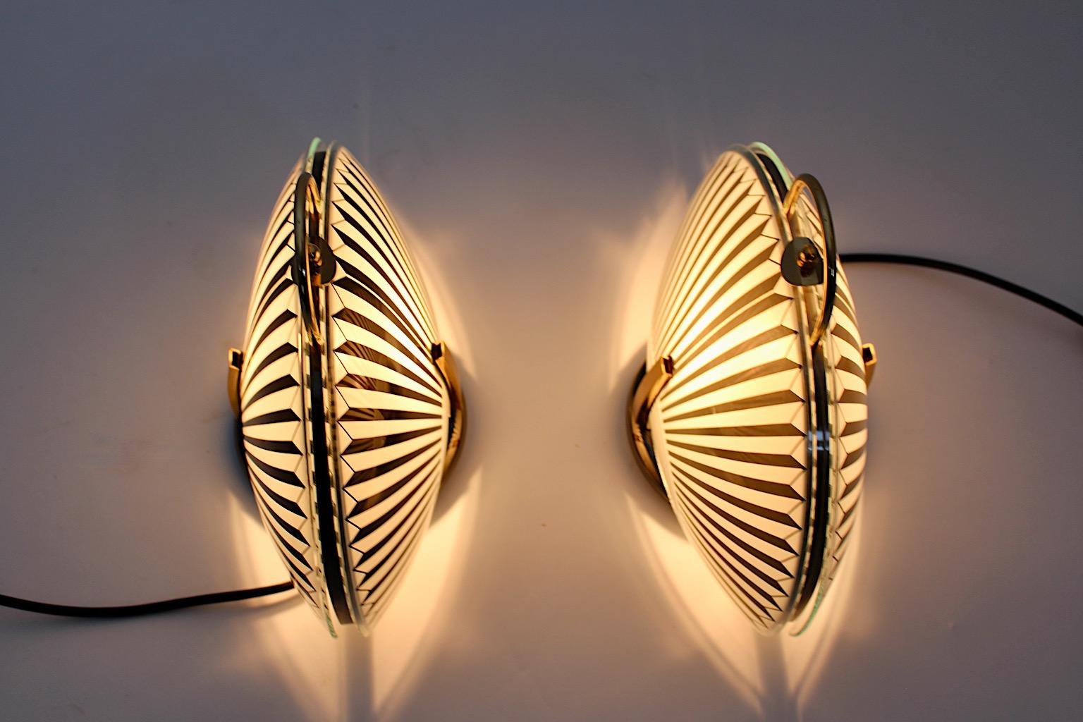 Paire de lampes de chevet The Modernity Lampes de table Noir Blanc Verre 1990 en vente 1