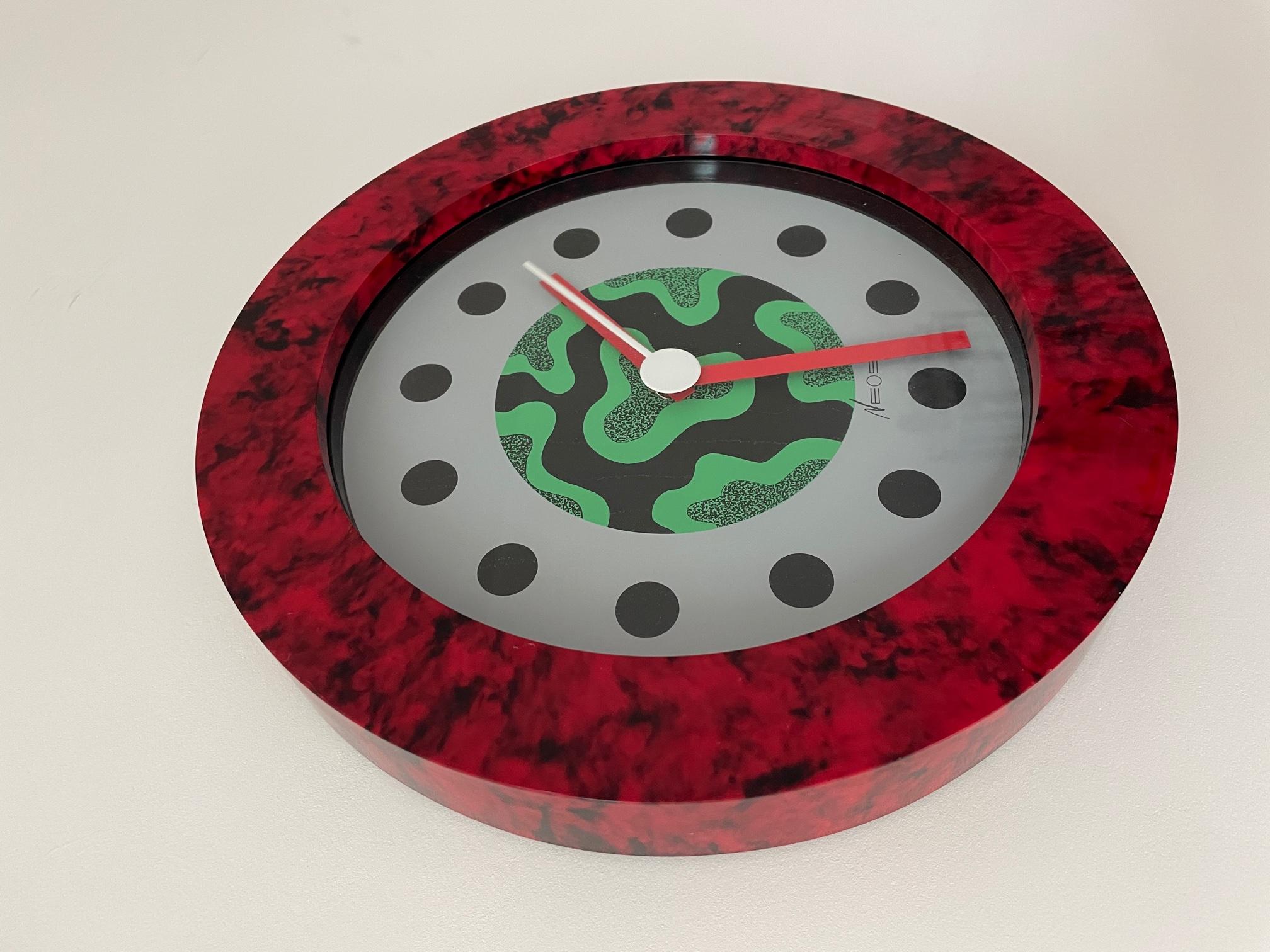 Space Age Memphis Style Nathalie du Pasquier & George Sowden Turtle Wall Clock - Neos