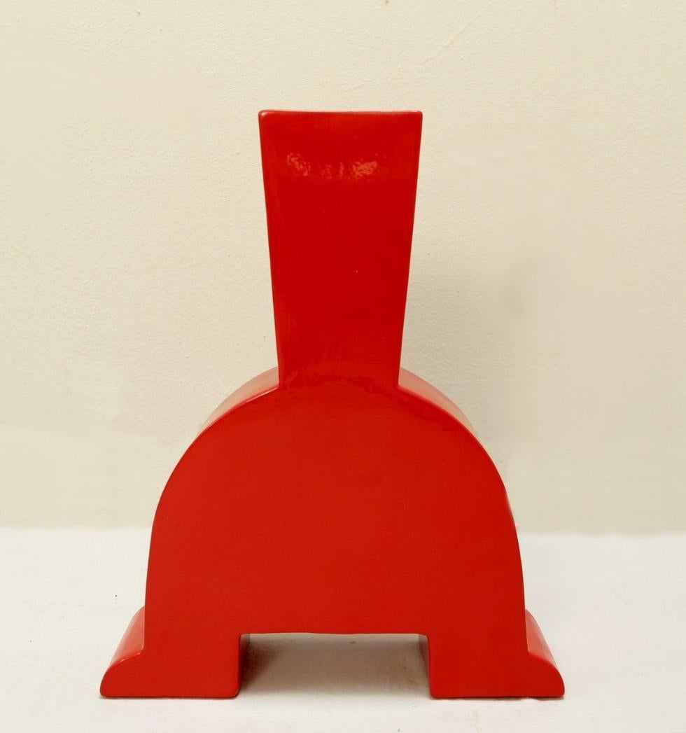 Memphis style red ceramic vase - Italy by Florio Keramia.
