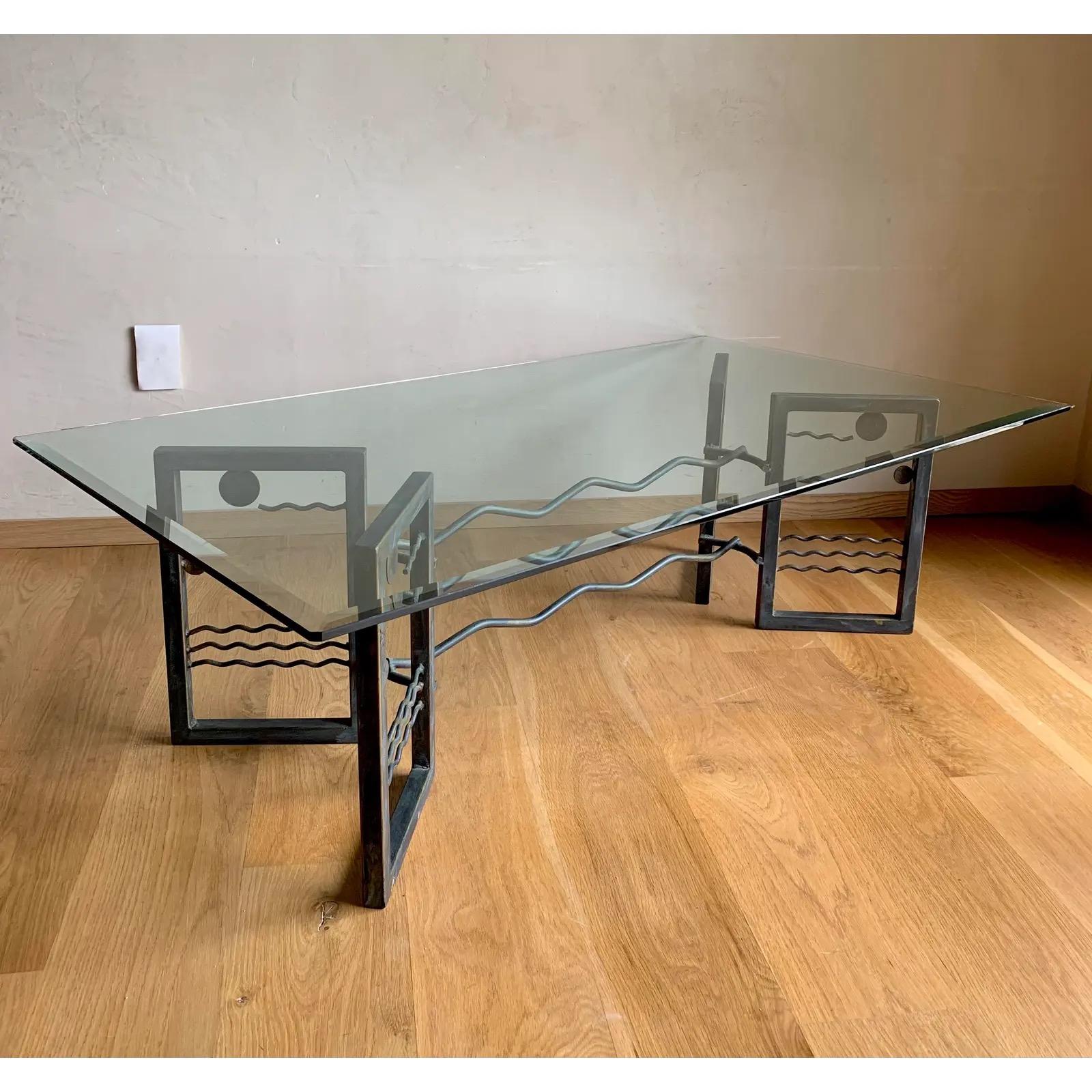 Nord-américain Table basse post-moderne en verre et système solaire, style Memphis, Studio Artist  en vente