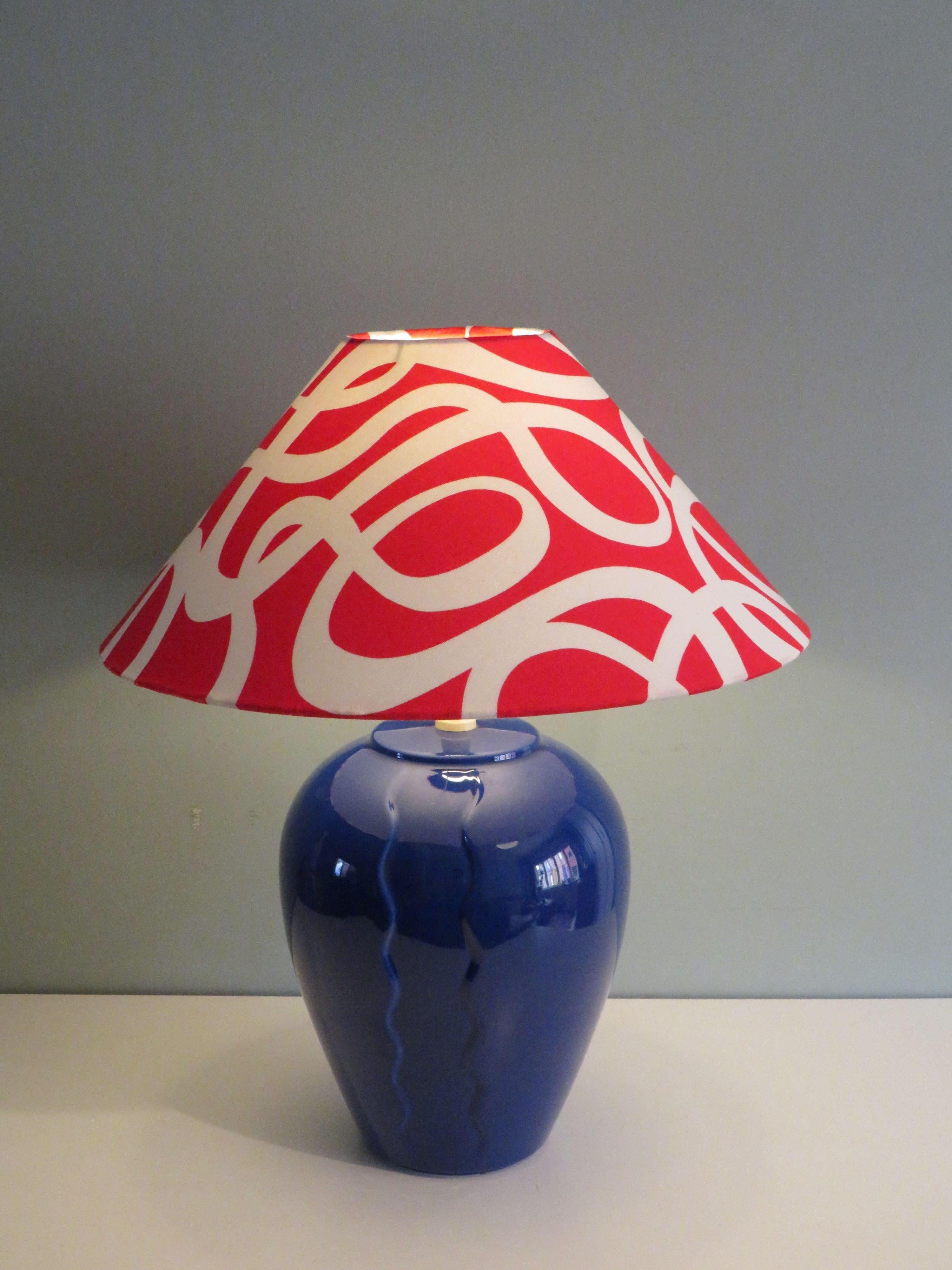 Swedish Memphis style table lamp, Ikea 1980 with custom-made lampshade  For Sale