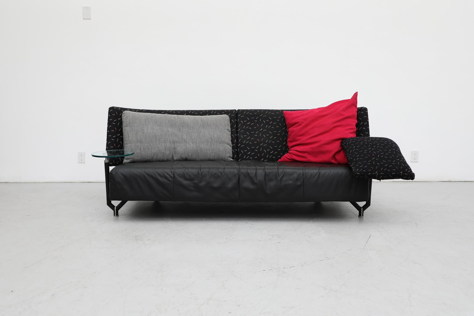 Gepolstertes Montis-Sofa „Baku“ im Memphis-Stil von Niels Bendtsen mit Beistelltisch im Zustand „Gut“ im Angebot in Los Angeles, CA