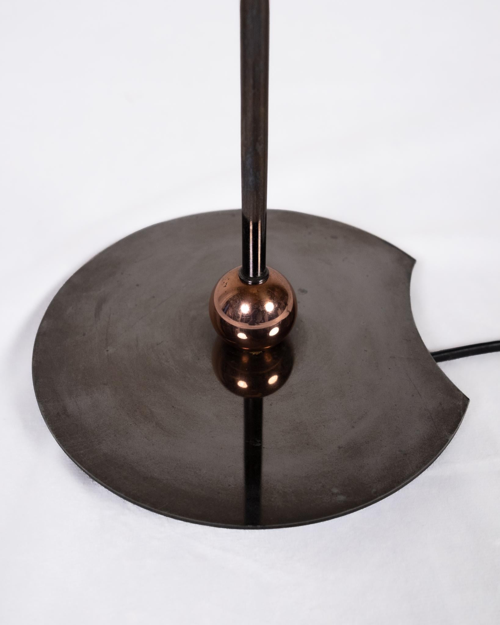 Metal Memphis style Zigzag floorlamp, 1980s For Sale