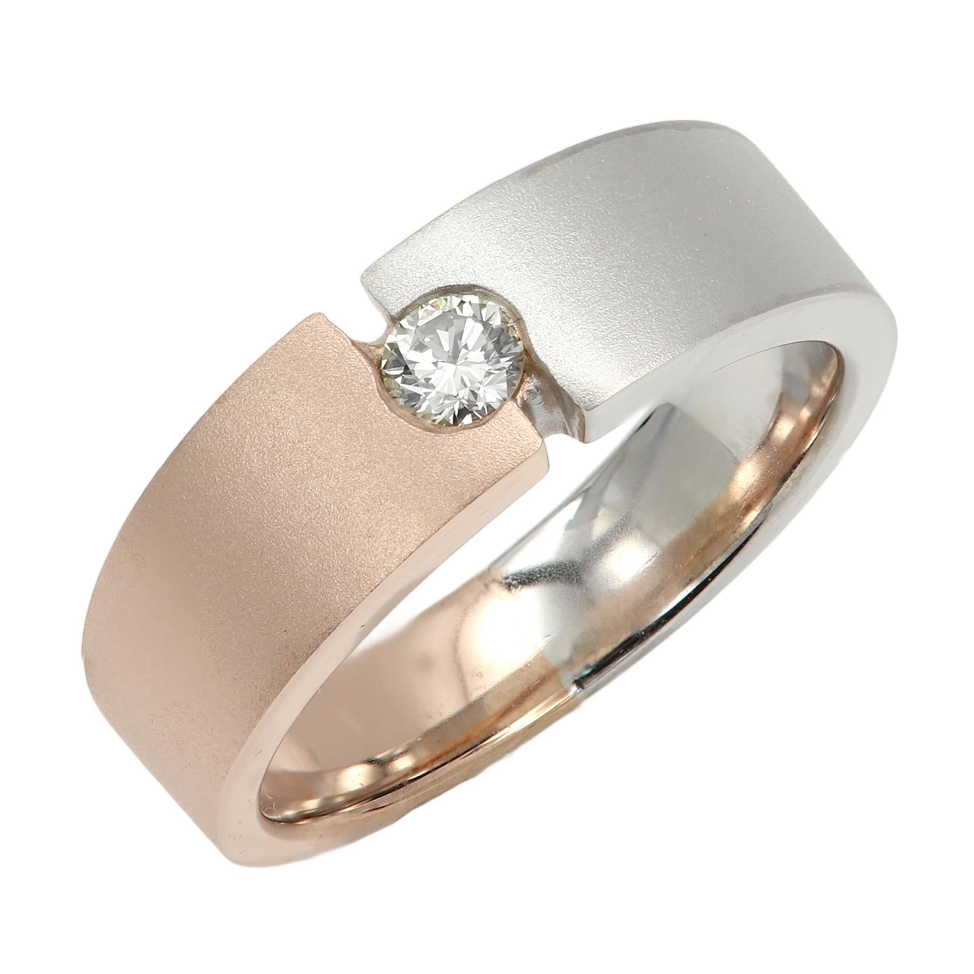Anello da uomo con diamante a fascia bicolore in oro 14 carati finitura opaca 8