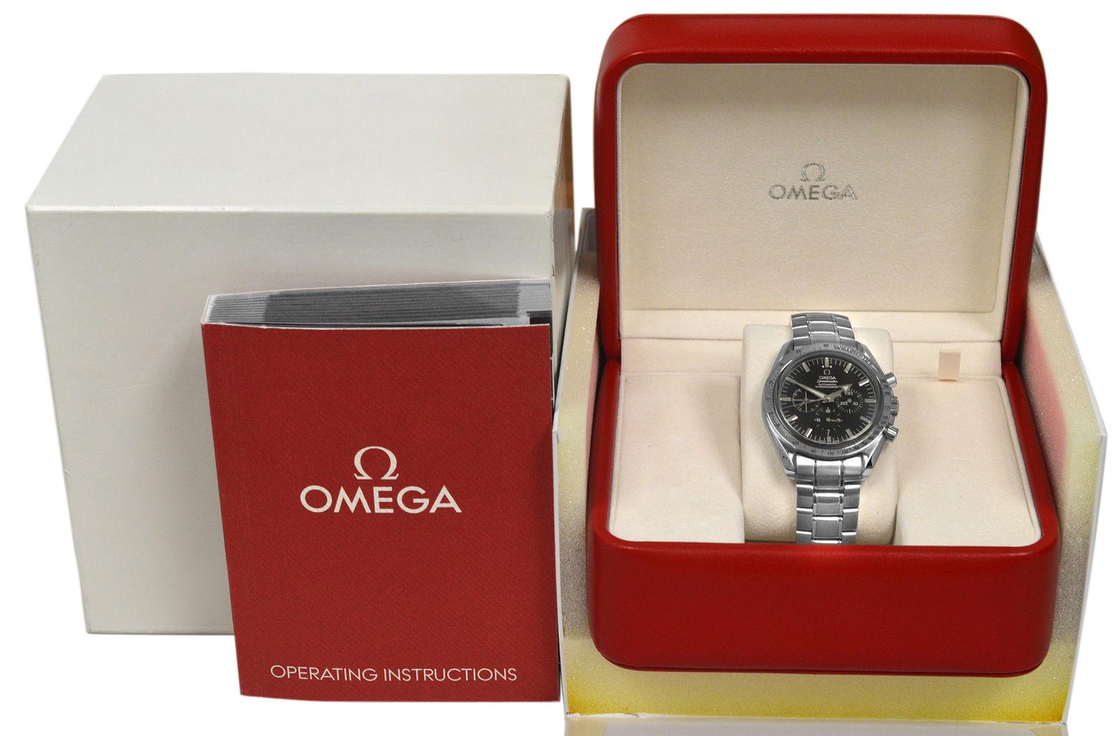 Men Omega Speedmaster Broad Arrow Steel Co-Axial Chronometer Watch For Sale 3