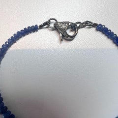 Bracciale da uomo con perline di zaffiro e chiusura a gancio in argento annerito