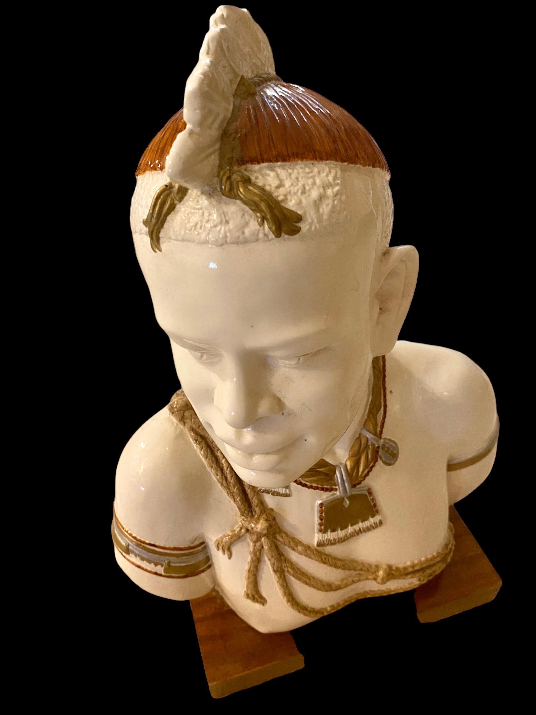 Hombre Escultura Cerámica con Pintura Original Aborigen, Italia, 1970 Moderno de mediados de siglo en venta