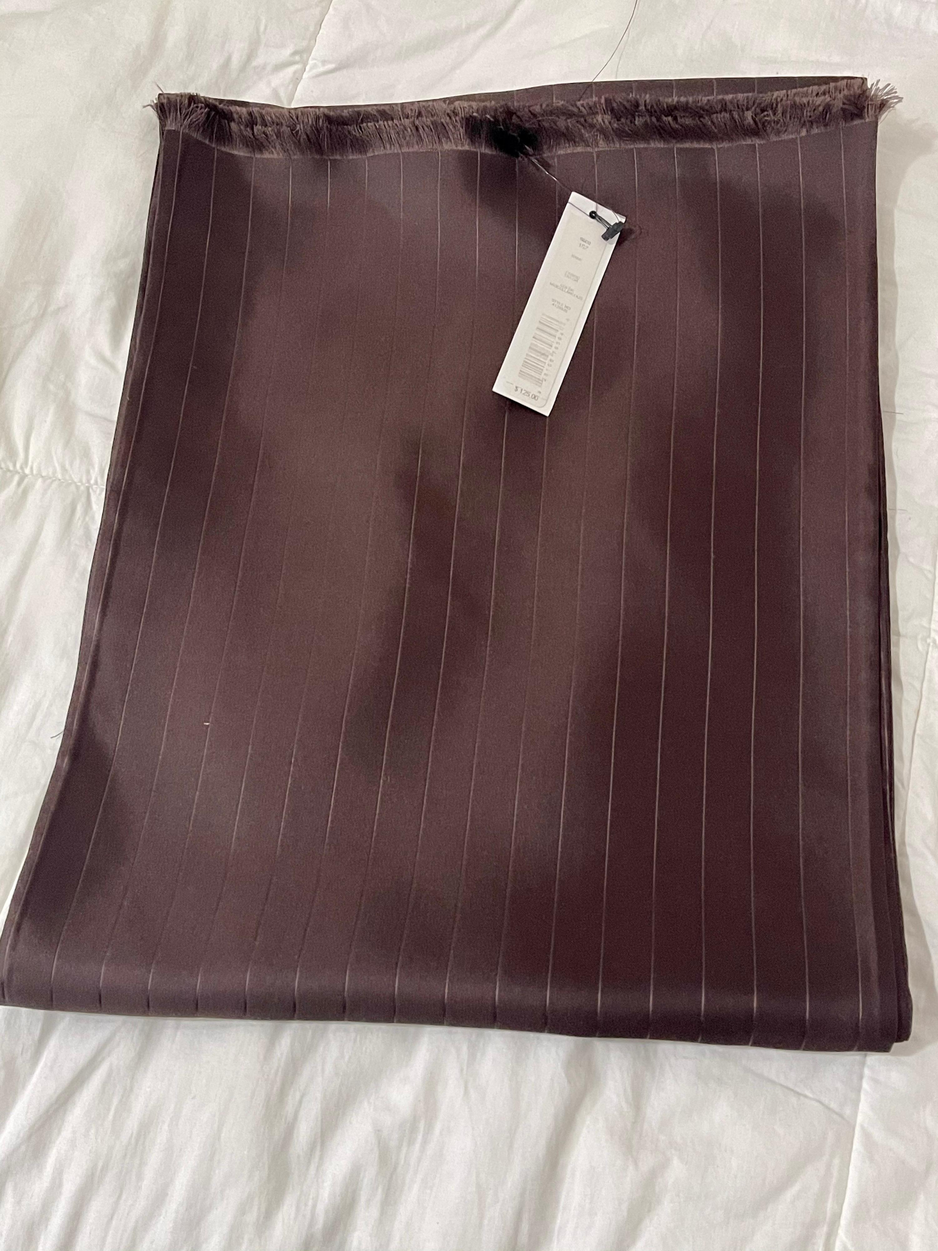 Description

Pattern Type: Stripes 
Department Name: Adult
Scarves Type: Scarf
Style: Fashion
Gender : Men
Brand Name: Theory 
Material:Silk
Model Number:  4129925
Scarves Length: 60 Inches 
colour: brown 
suitable for season: spring, summer,autumn,