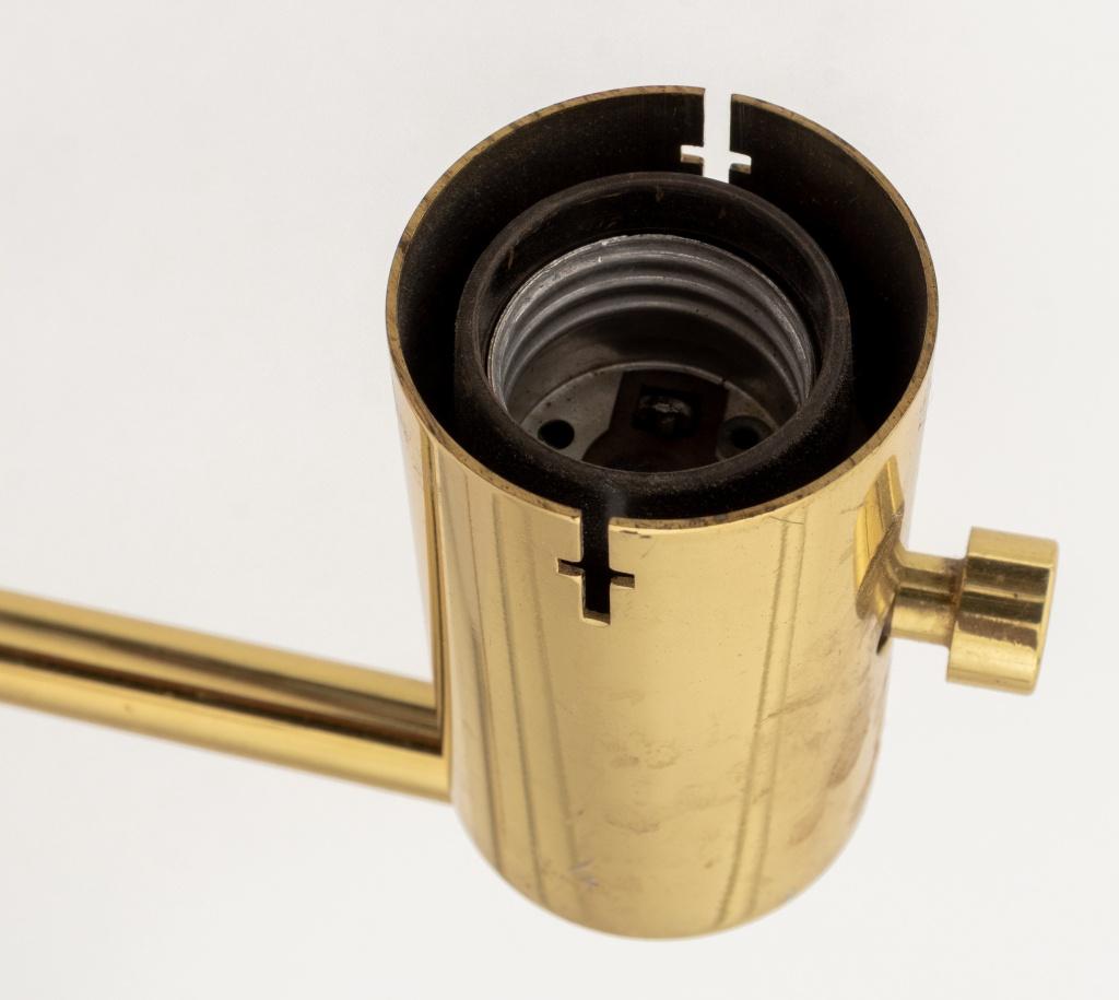 Applique moderne a braccio oscillante in ottone Mendizabal, coppia in vendita 5