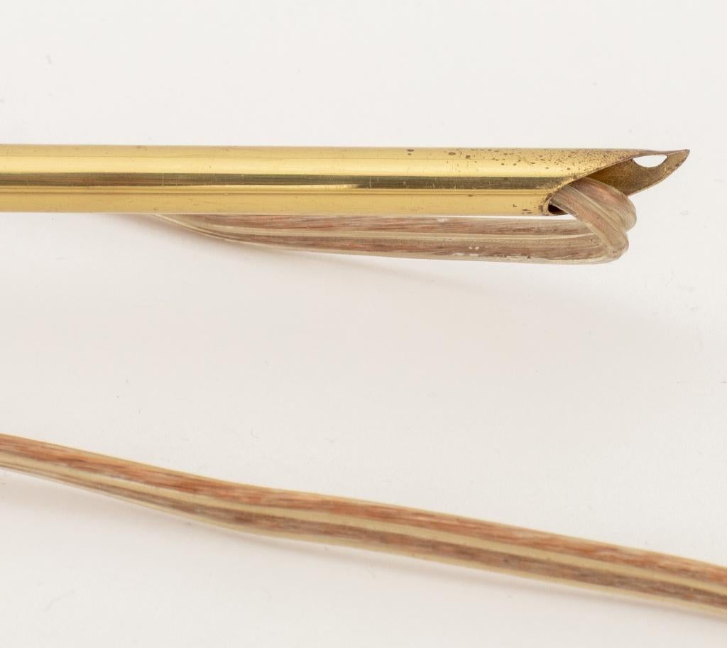 Applique moderne a braccio oscillante in ottone Mendizabal, coppia in vendita 6