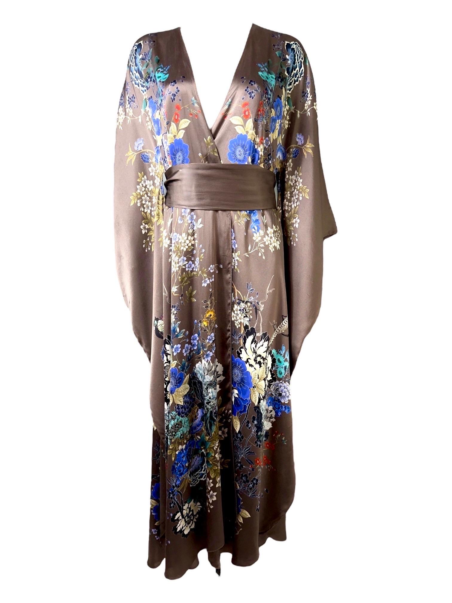 MENG Floral Print Maxi Silk Dressing Gown Robe Kimono OS Bon état - En vente à Switzerland, CH