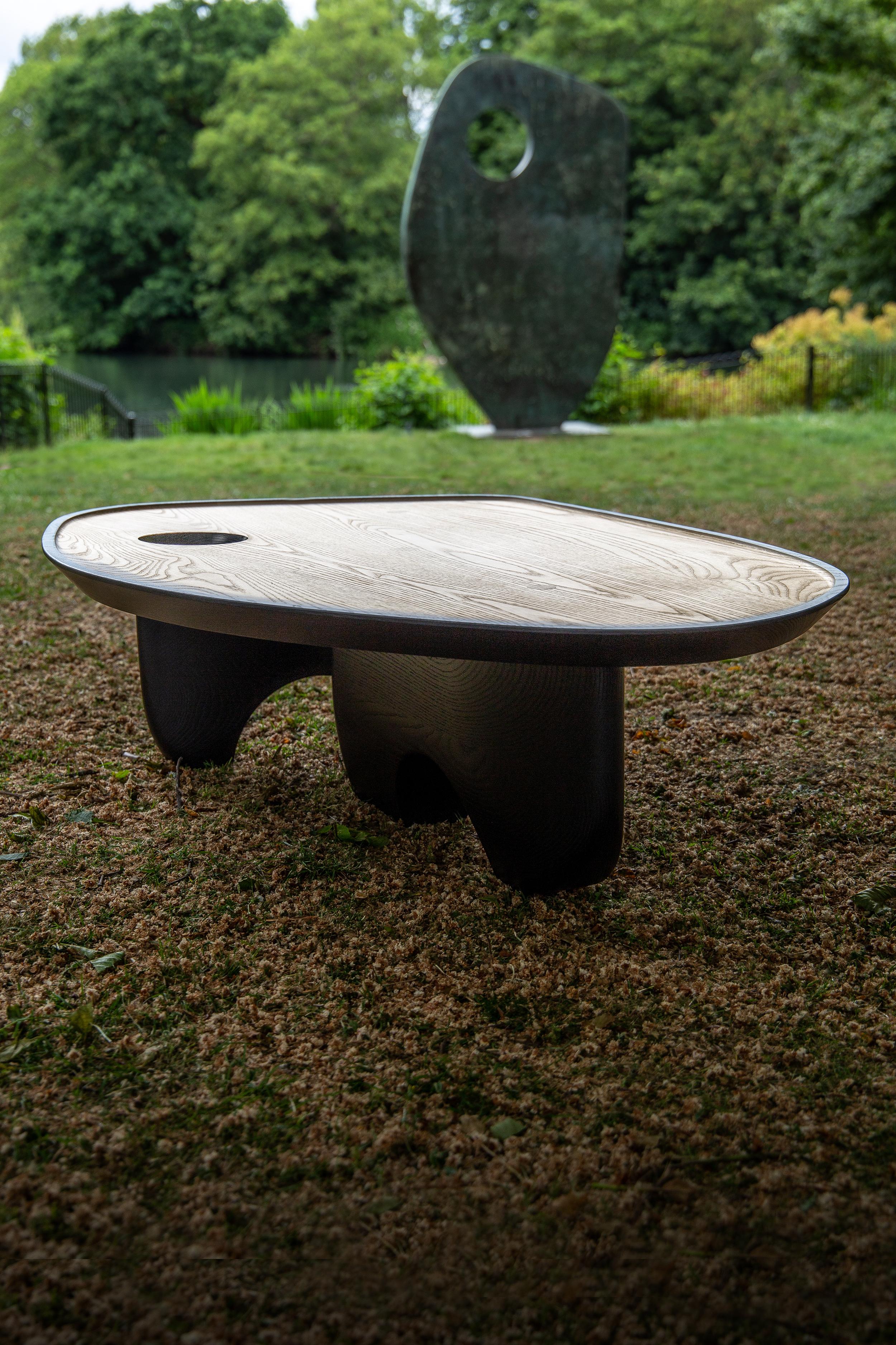 Contemporary Menhir organic design Coffee Table, customisable design by Toad Gallery London For Sale
