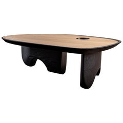 Table basse au design organique style menhir, design personnalisable, par Toad Gallery London