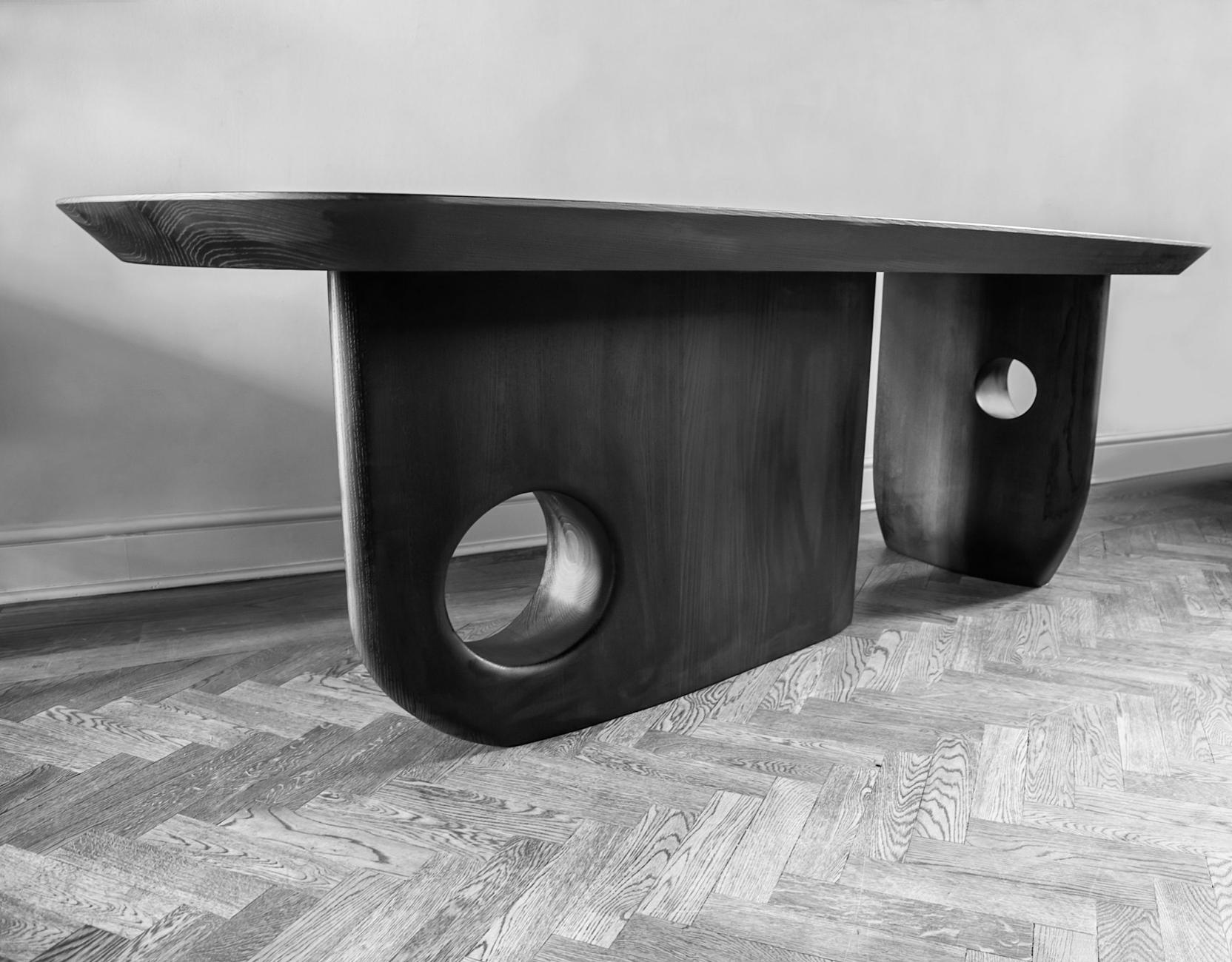 Table/bureau sculptural organique sur mesure en forme de menhir, conçu par Toad Gallery London en vente 5