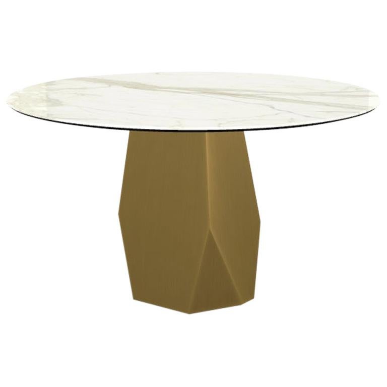 Menhir, Dining Table with Round Calacatta Ceramic Top on Brass Base For Sale