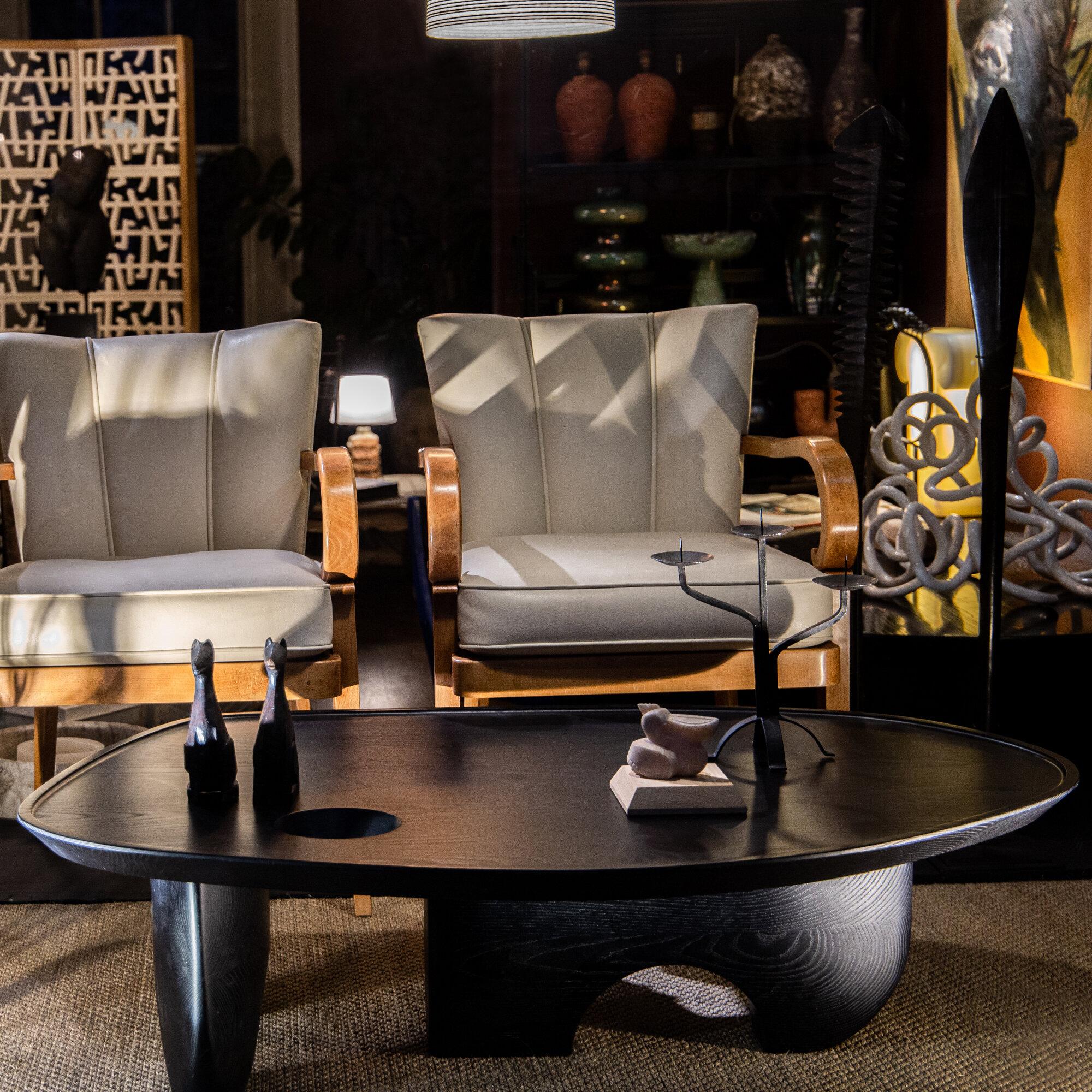 Table basse au design organique style menhir, design personnalisable, par Toad Gallery London en vente 1