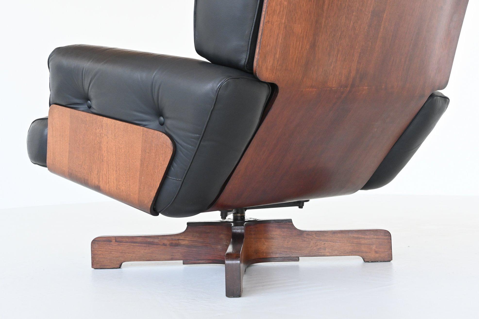 Menilio Taro Model 401 Rosewood Lounge Chair Cinova, Italy, 1964 In Good Condition In Etten-Leur, NL