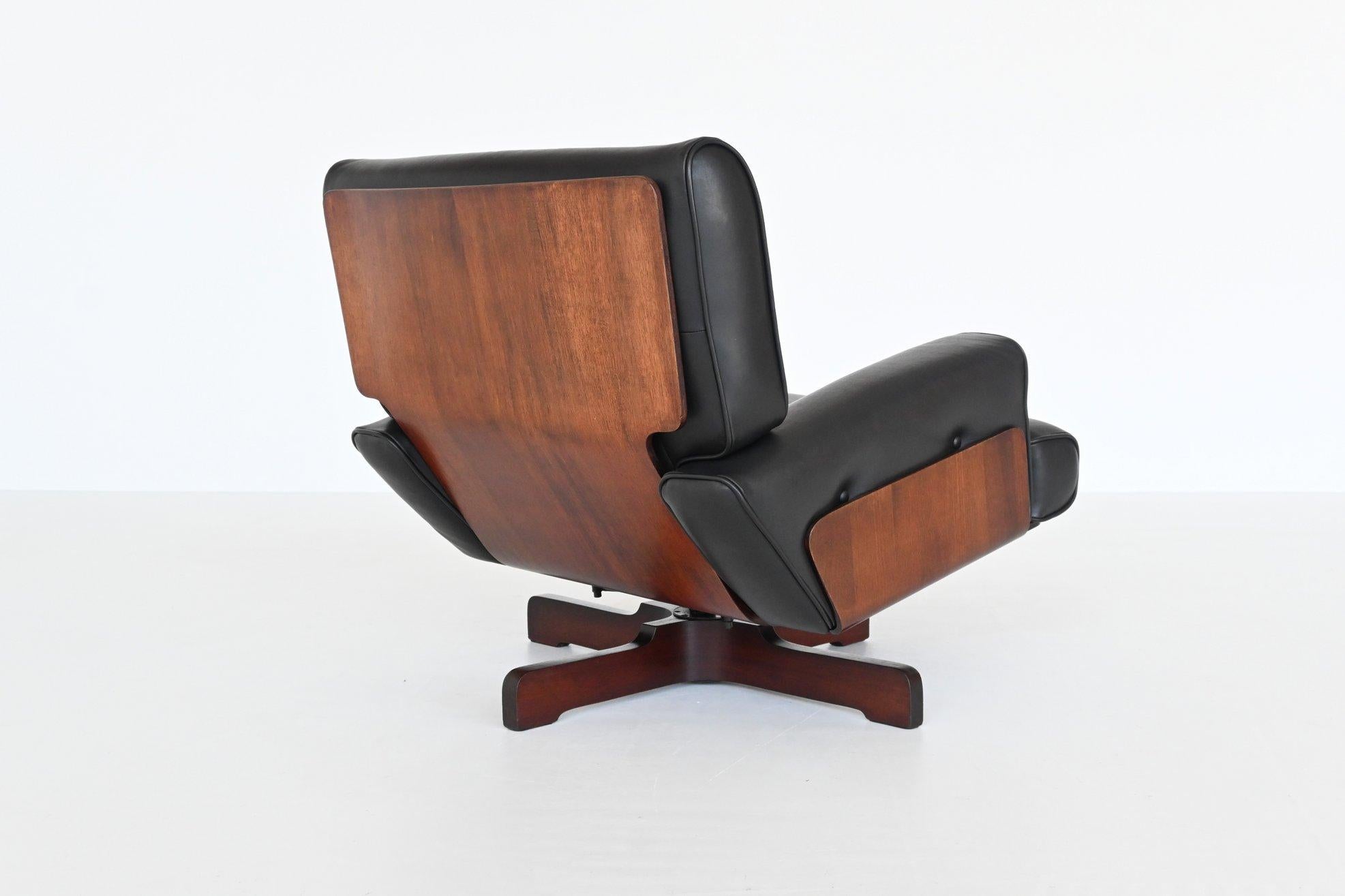 Menilio Taro Model 401 Rosewood Lounge Chair Set Cinova, Italy, 1964 1
