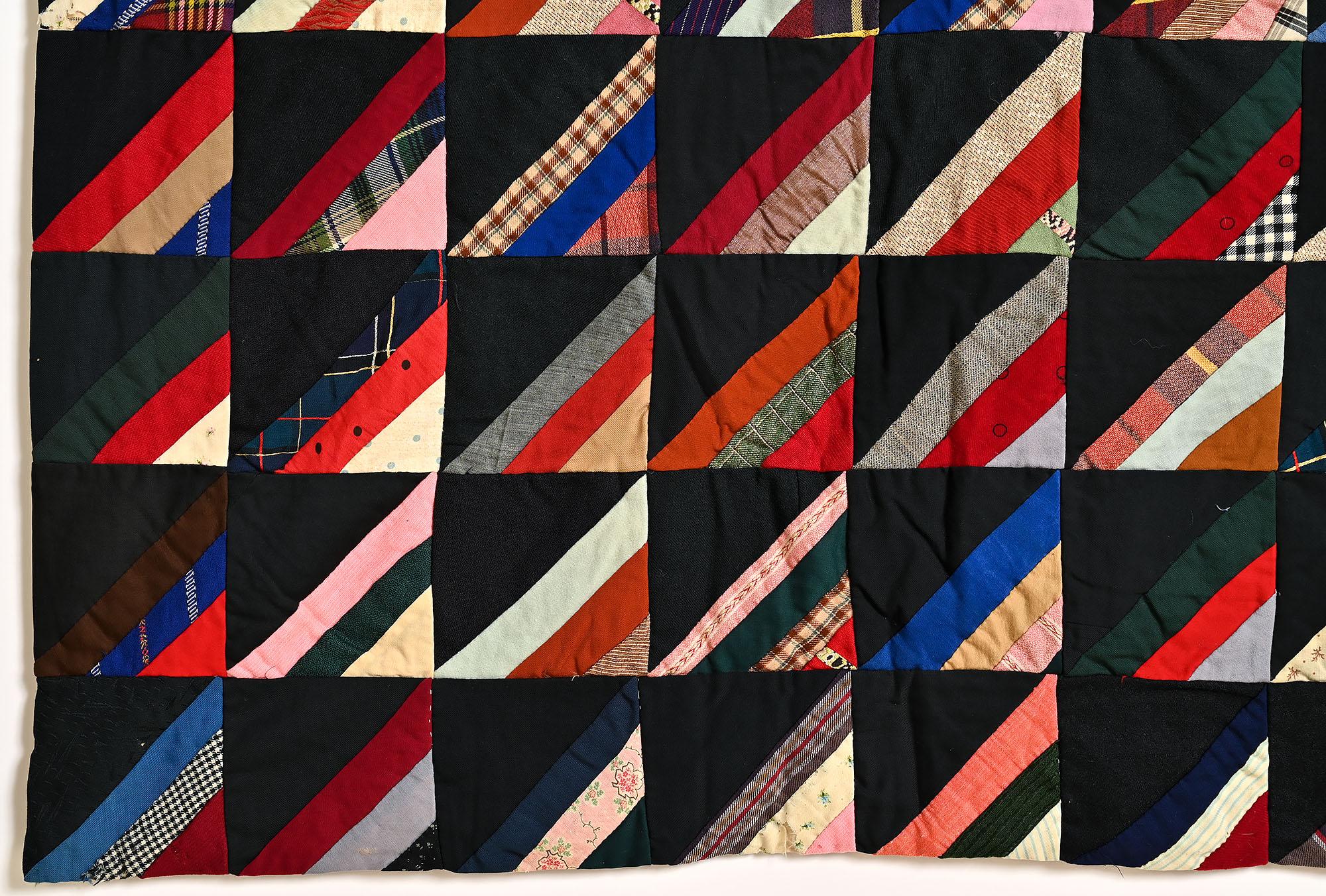 Country Mennonite Roman Stripe Quilt For Sale