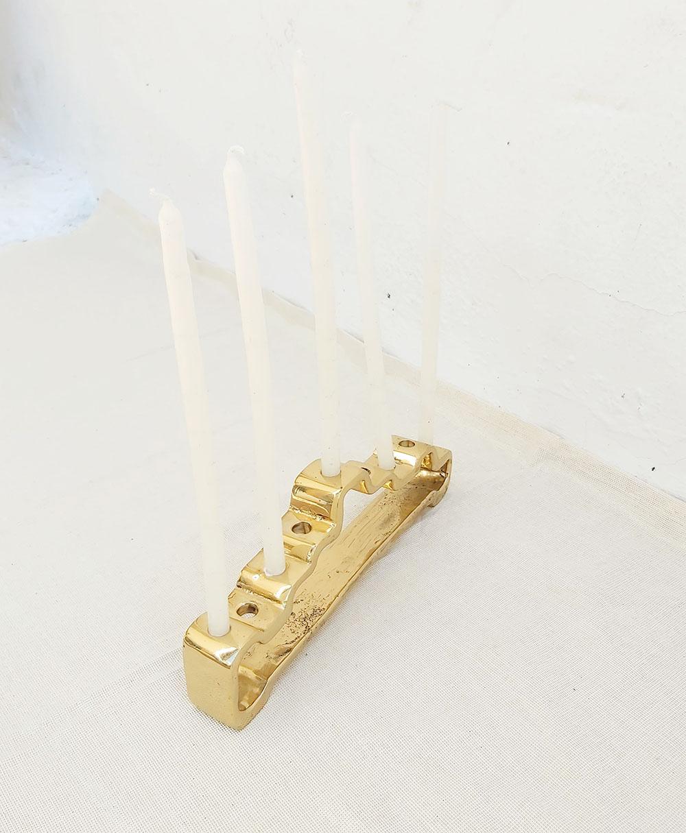 Menorah G048 Abstract Candelabra Cast Brass Gold Coloured Made in Spain In New Condition For Sale In Benahavis, AN