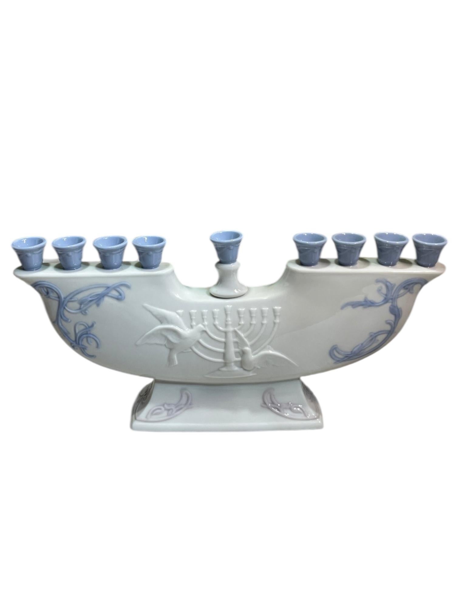 Espagnol Menorah Lladro Candleholder en vente