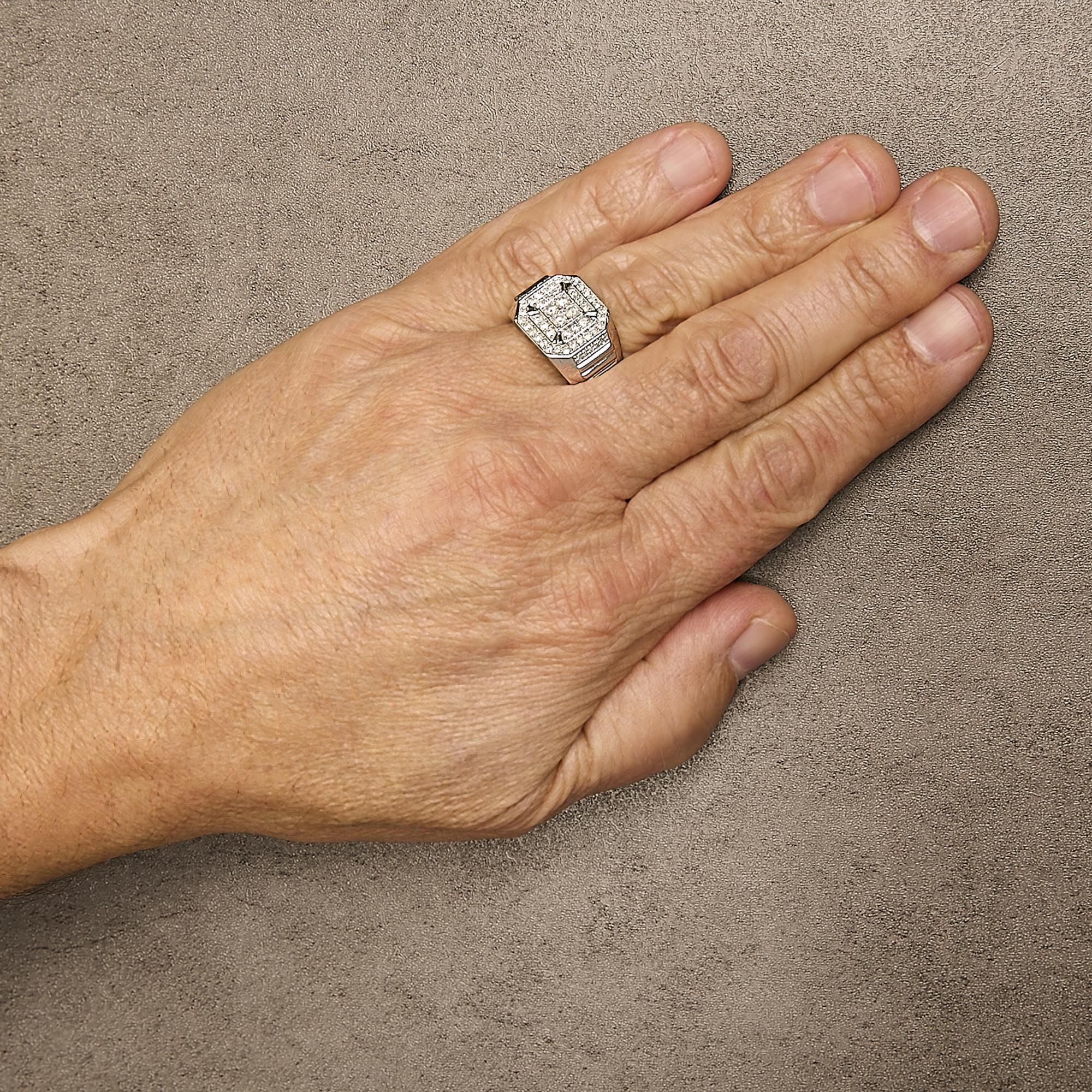 Herren 10K Weißgold 1,00 Cttw Diamant achteckig Siegel Stil Band Ring im Zustand „Neu“ im Angebot in New York, NY