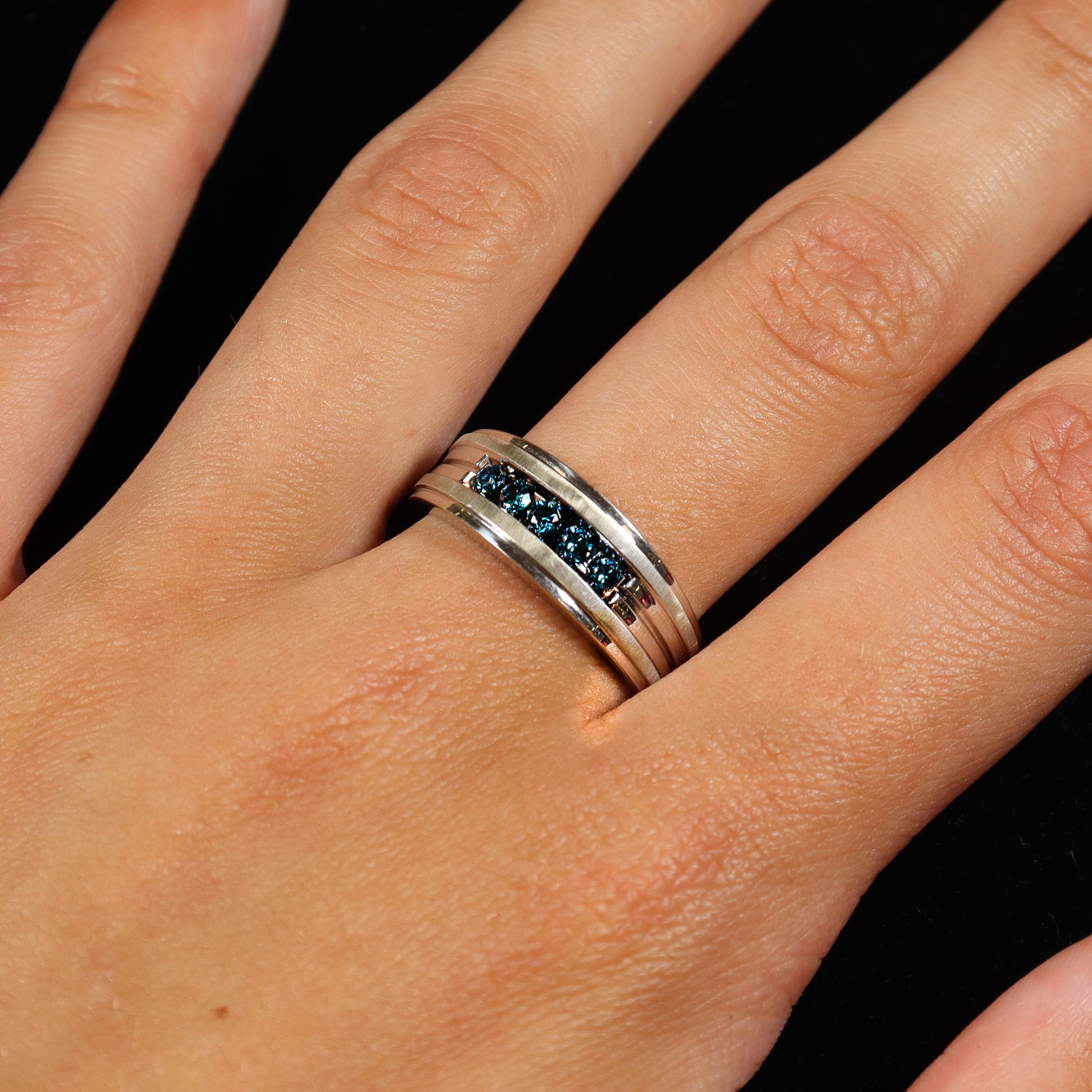 Men's 10K White Gold Blue Diamonds Band 2