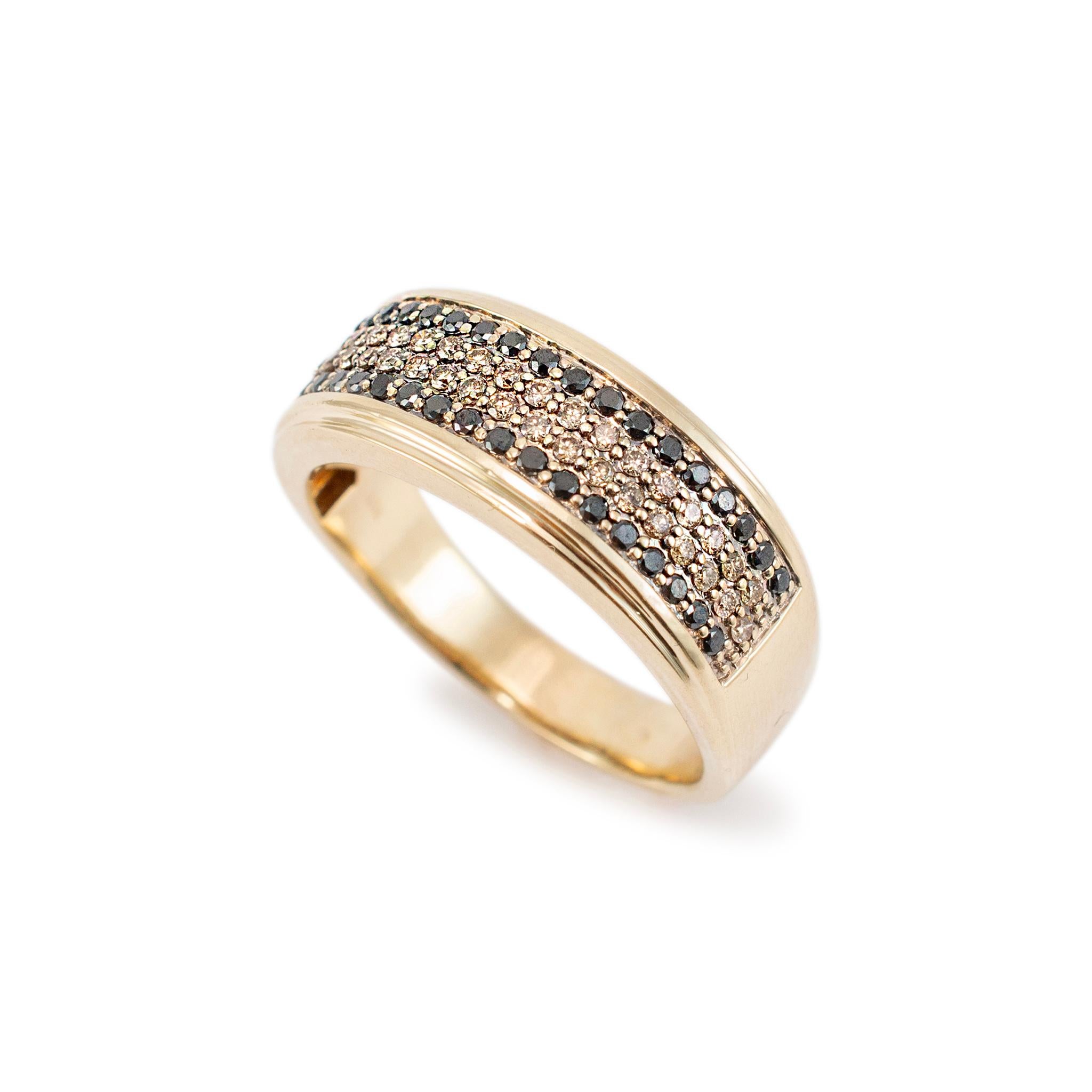 Gender: Men

Metal Type: 10k Yellow Gold

Ring Size: 12.5

Width: 9.35 mm tapering to 4.35 mm

Weight: 7.88 grams

One men's 10K yellow gold diamond wedding band with a half-round shank. The metal was tested and determined to be 10K yellow gold.